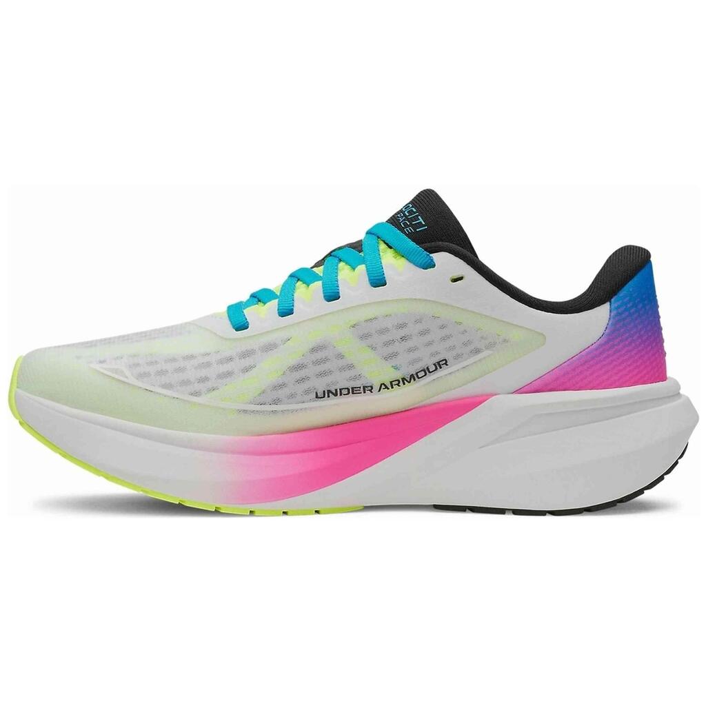 Running shoes Under armour model 6009108-101 for women