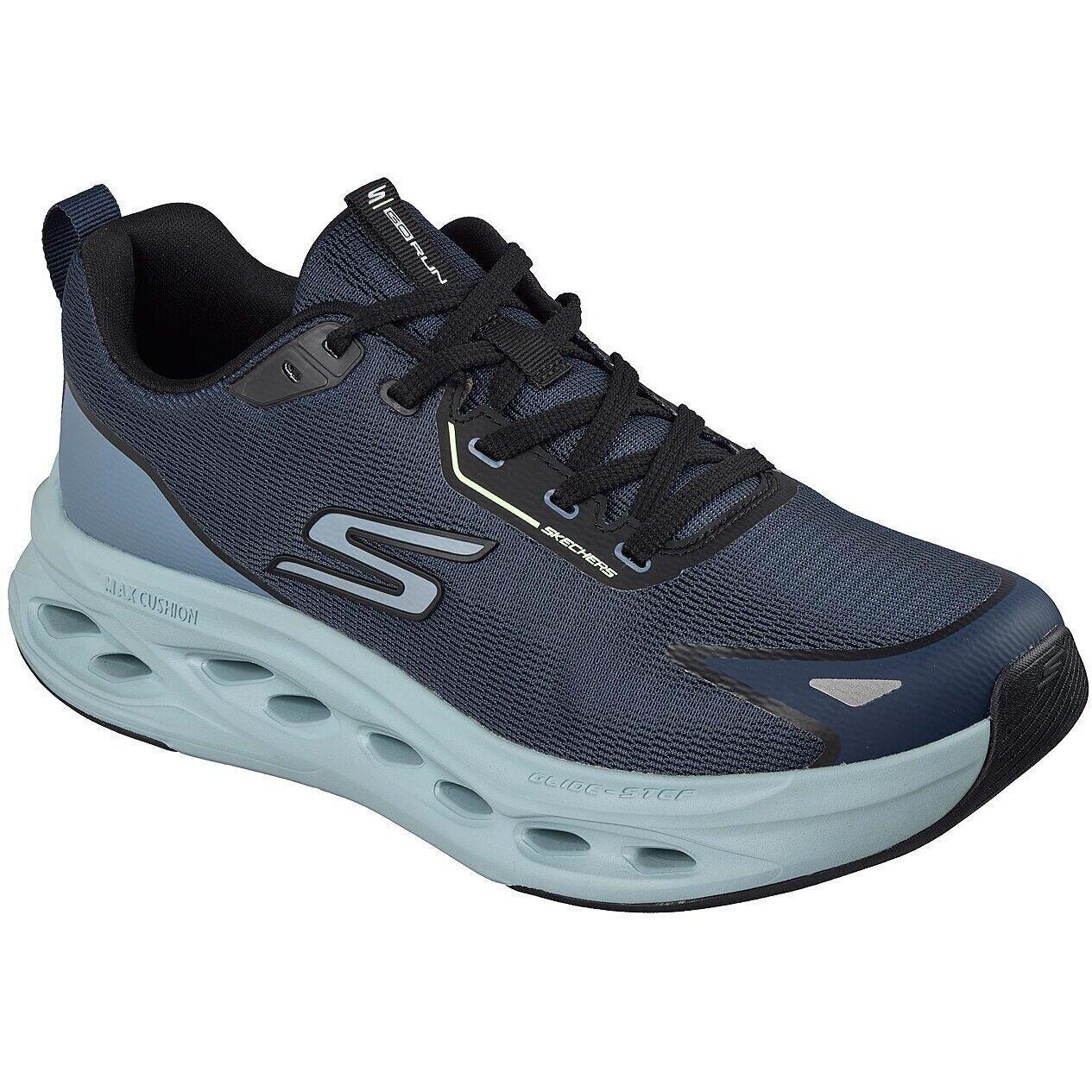 SKECHERS picture