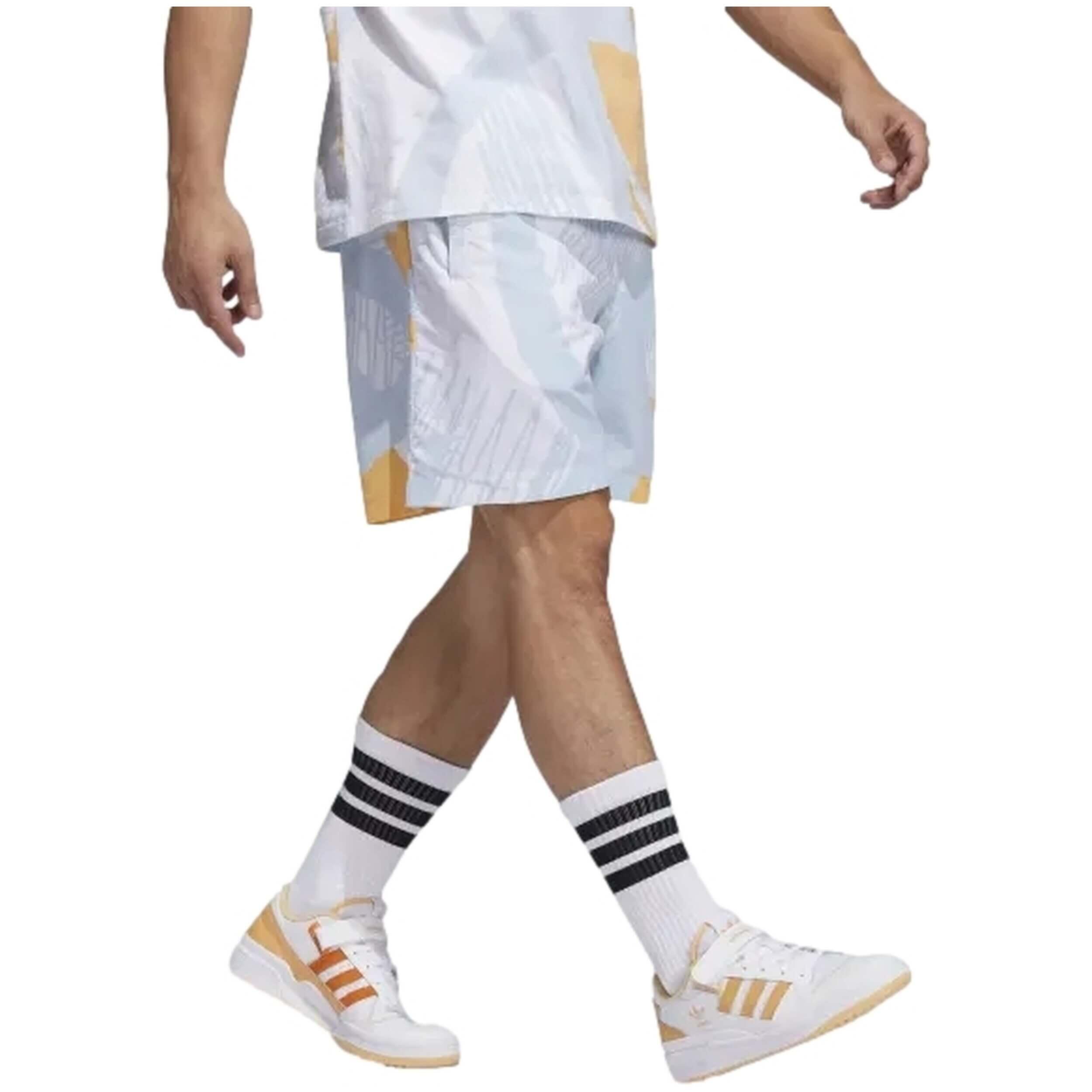 Pantalon corto Adidas modelo HC2133 para hombre 3/5