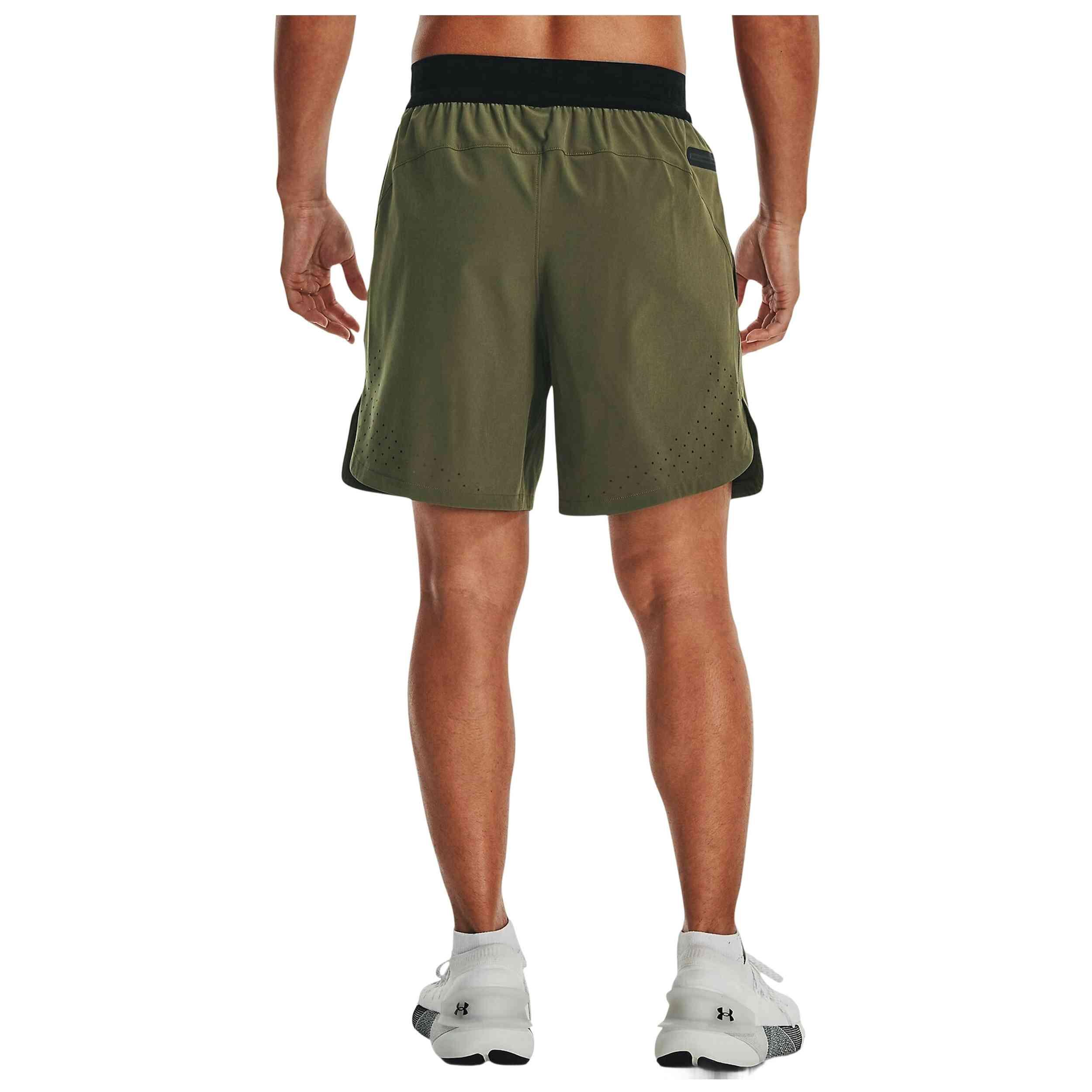Pantaloncini Under armour modello 1376782-390 per uomini 3/5