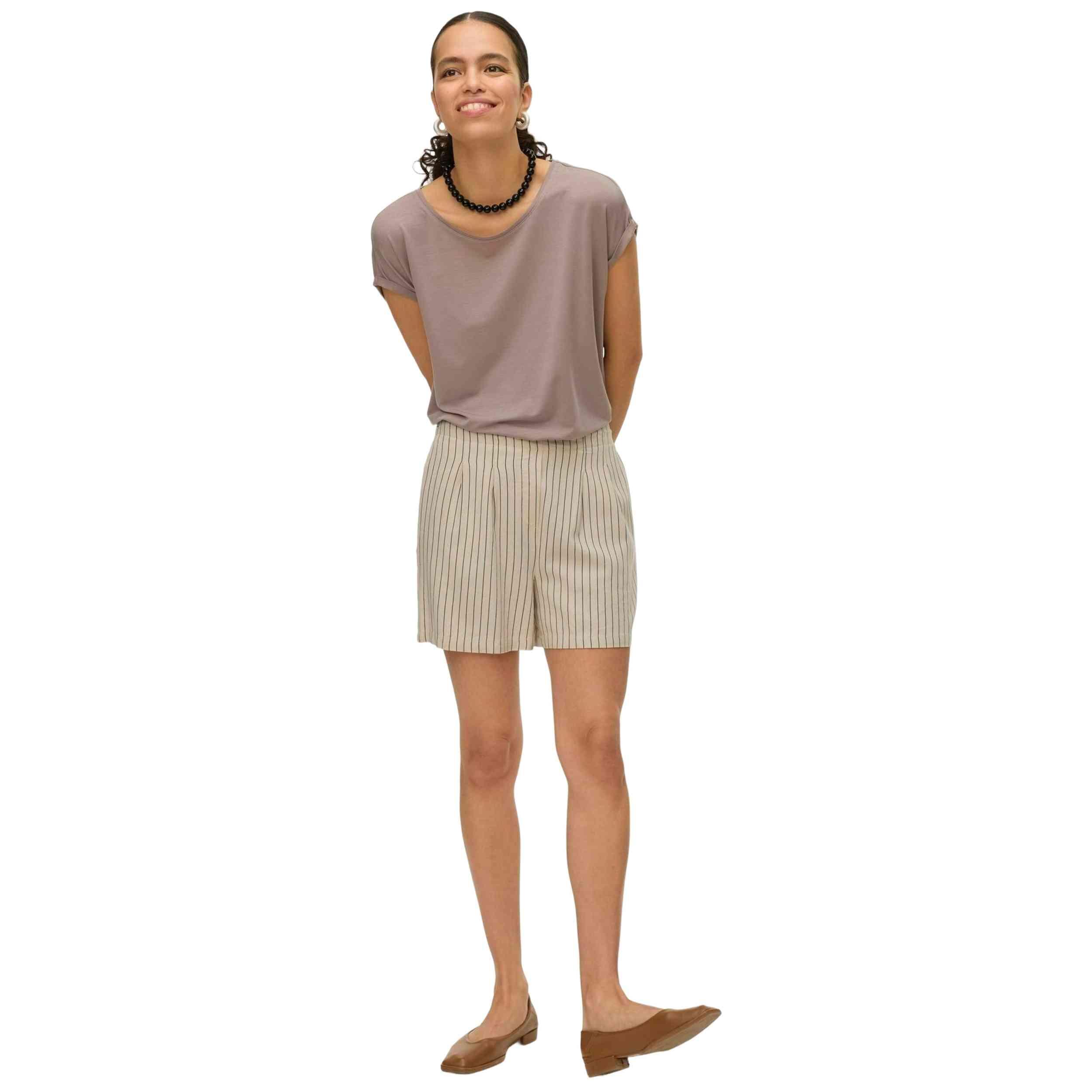 Pantalon corto Vero moda modelo 10279694 para mujer 2/5