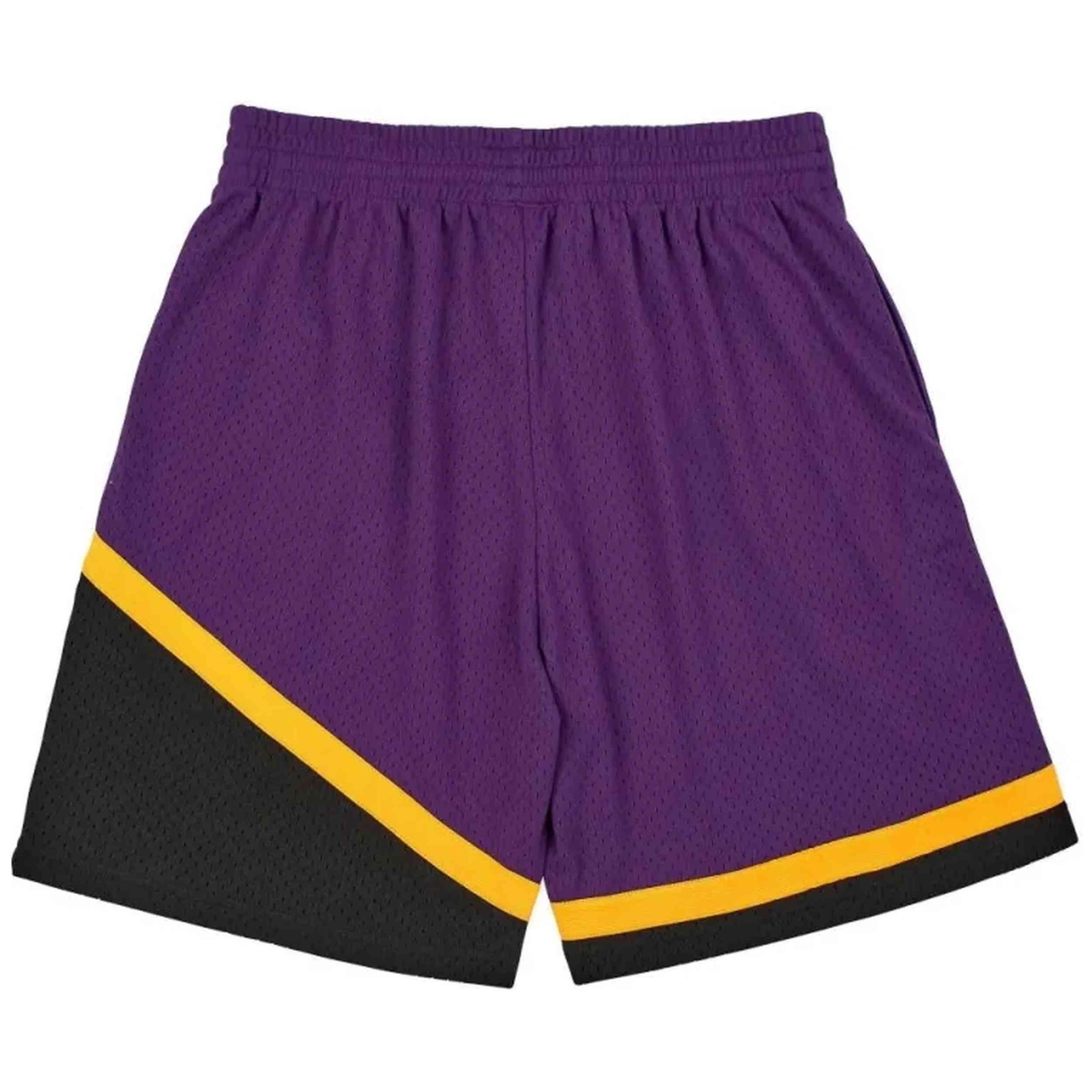 Pantaloncini Mitchell & ness modello SMSH3137-PSU96PPPPURP per uomini 2/4