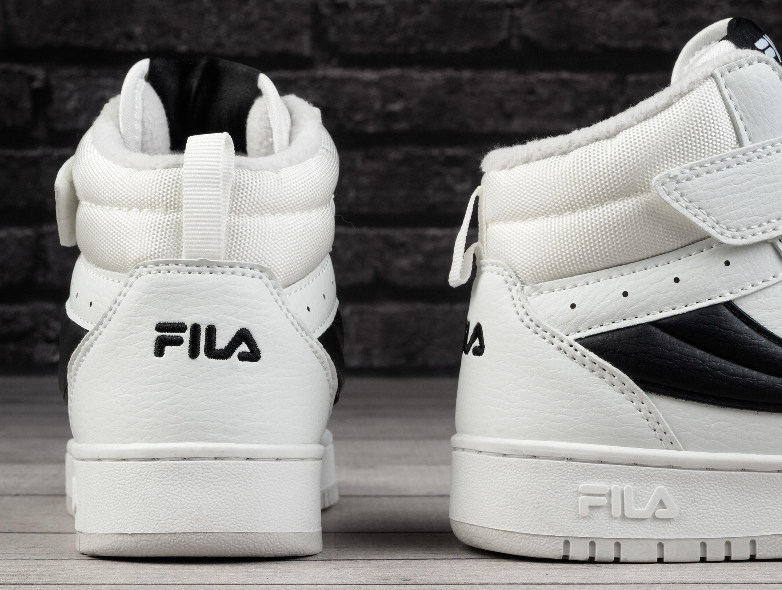 Buty dziecięce sportowe  do chodzenia Fila REGA NF MID VELCRO KIDS 5/6