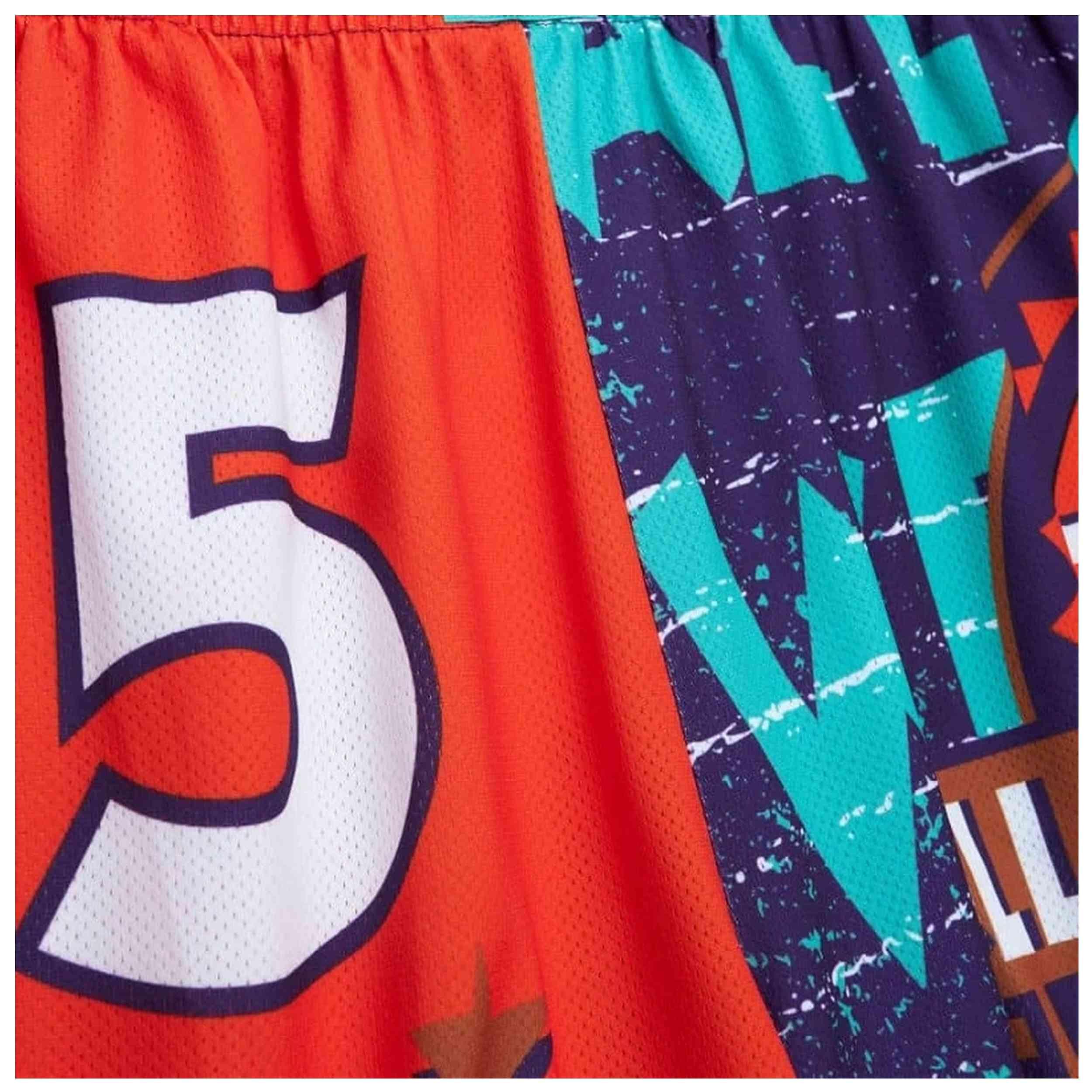 Pantaloncini Mitchell & ness modello PSHR4984-ASG95PPPMTWH per uomini 3/4