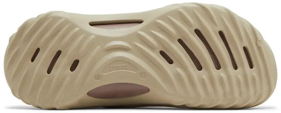 Crocs Echo Wave Clog Moth 3/5