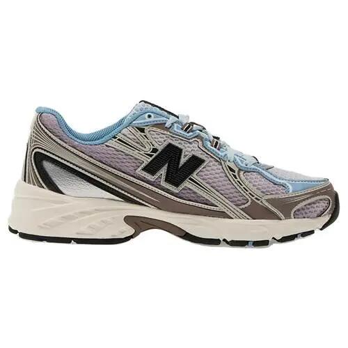 NEW BALANCE picture