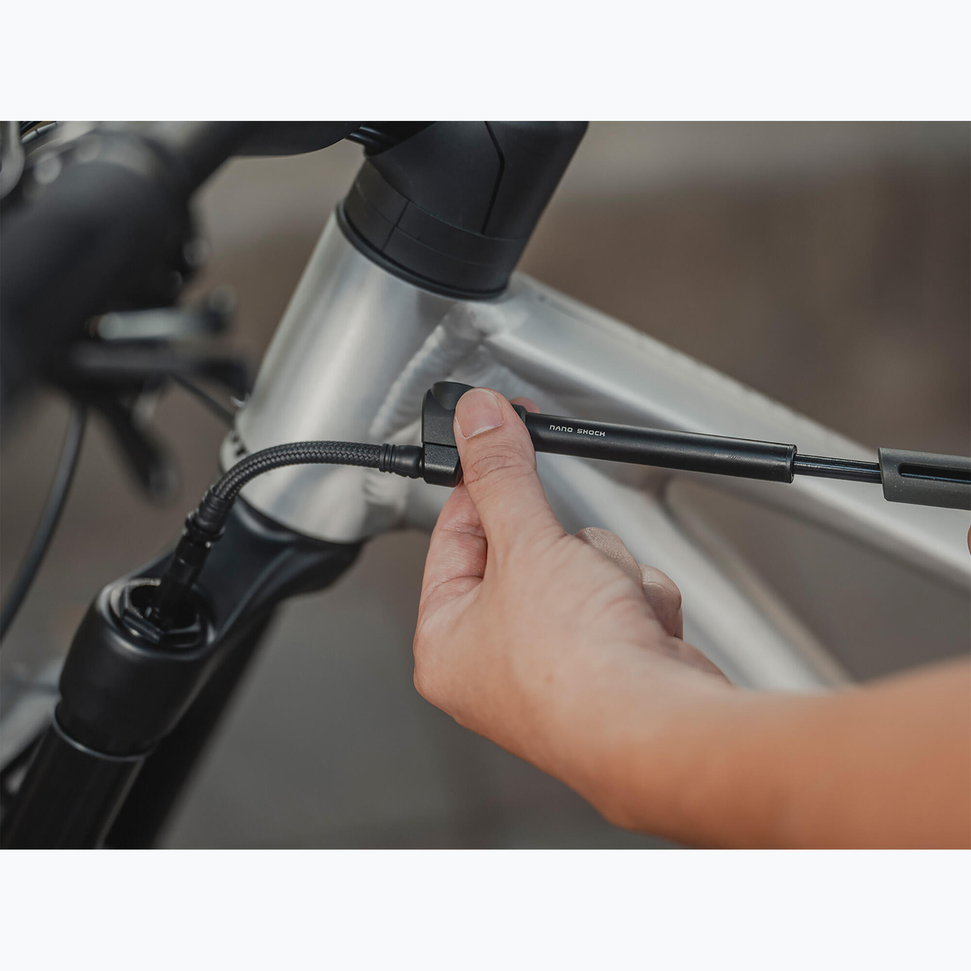 Pompka rowerowa do amortyzatorów Topeak Nano Shock black 3/4