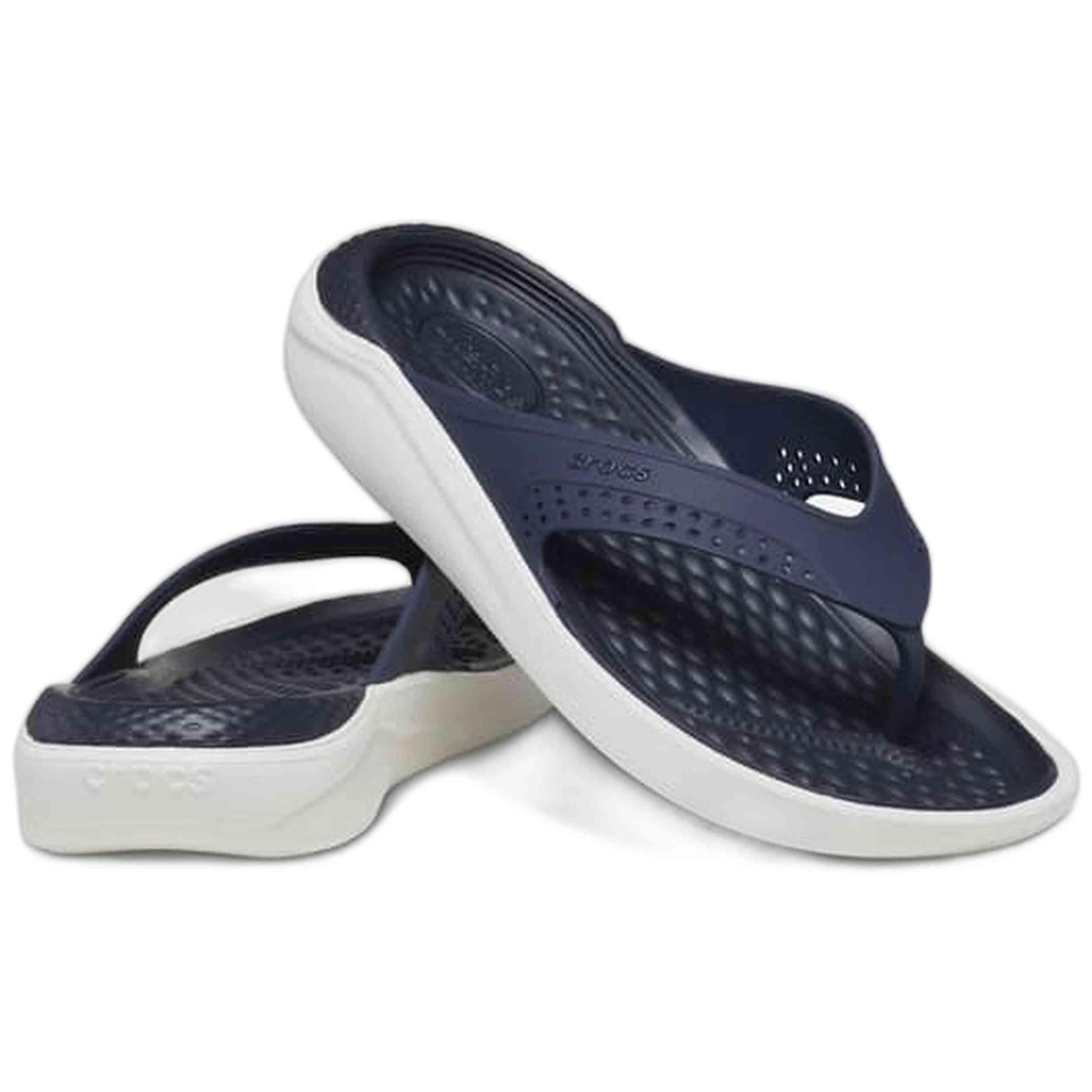Tongs Crocs modèle 205182-410B pour unisexe 2/5