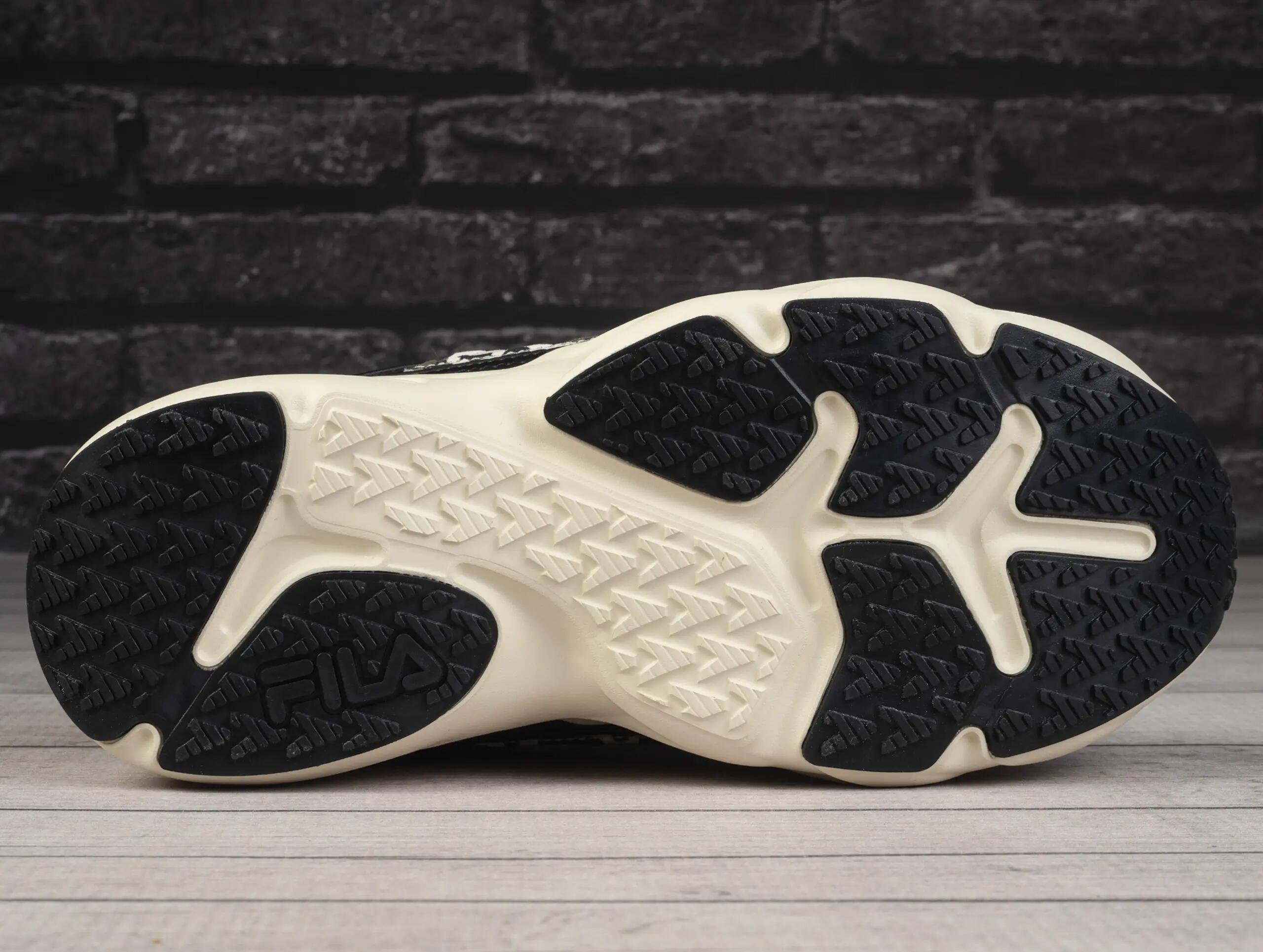 Baskets femme Fila Skye Zp A 5/6