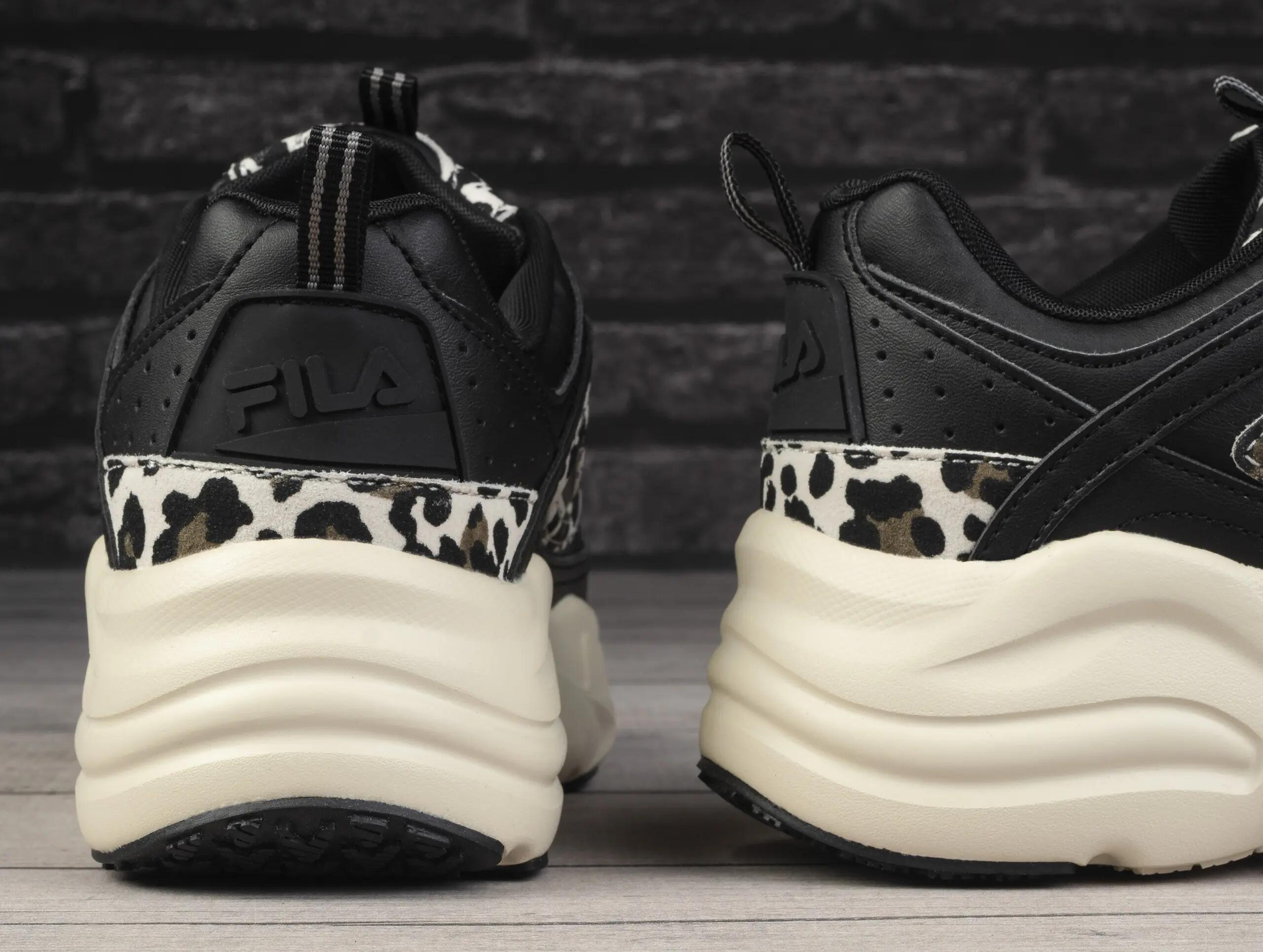 Baskets femme Fila Skye Zp A 4/6