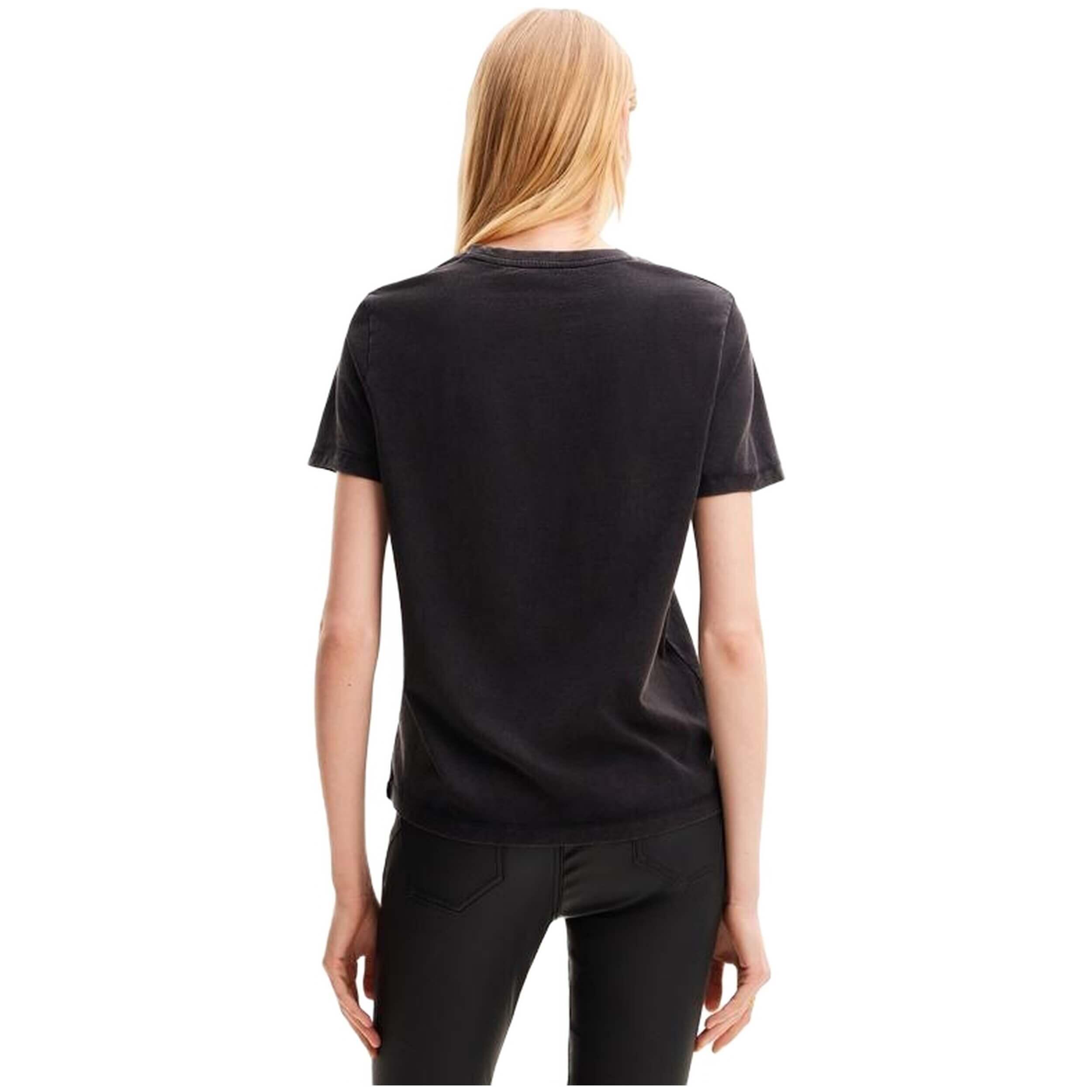 T-shirt Desigual modelo 24SWTK582038-BLK para mulheres 3/5