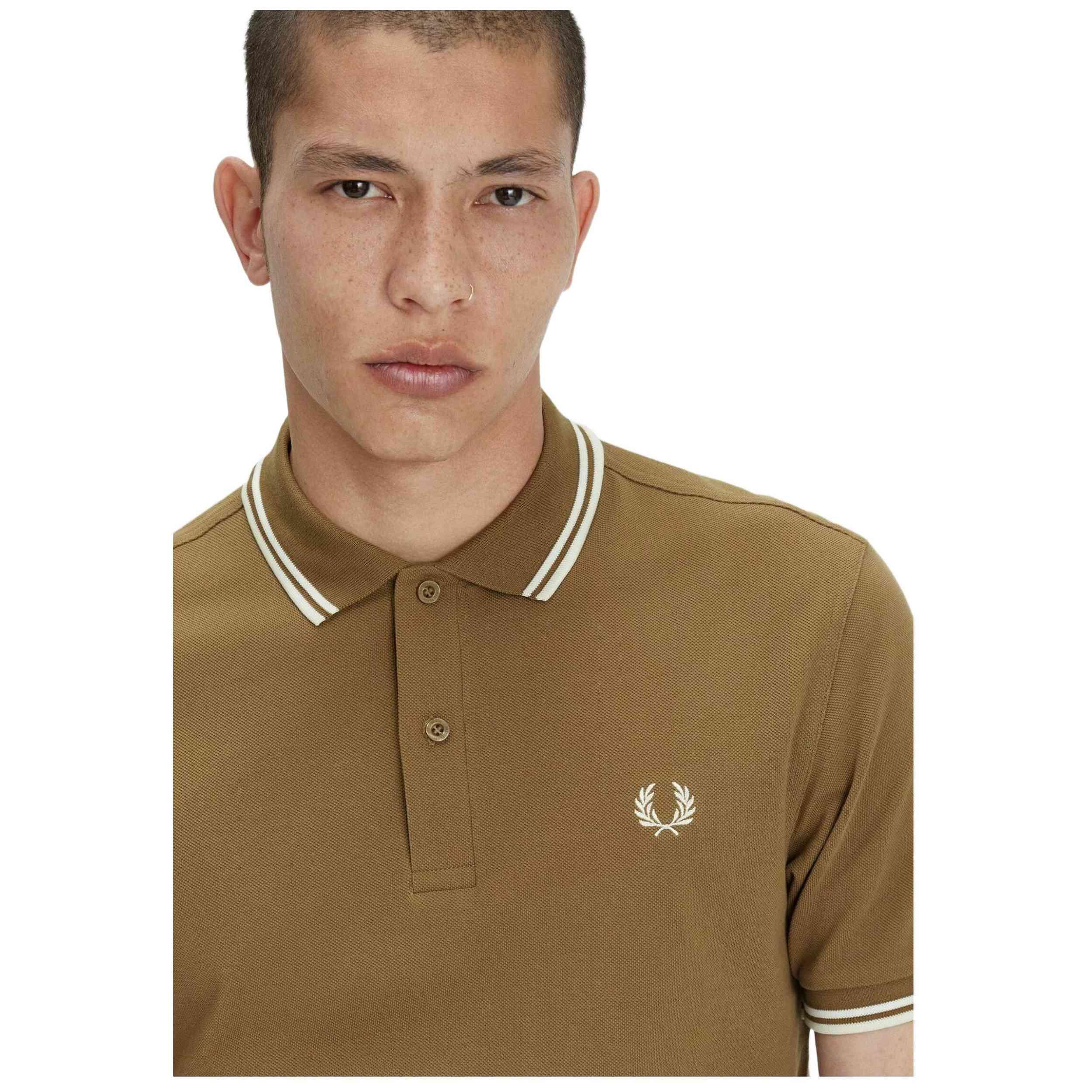 Polo de manga corta Fred perry modelo M3600-U90-S para hombre 2/4