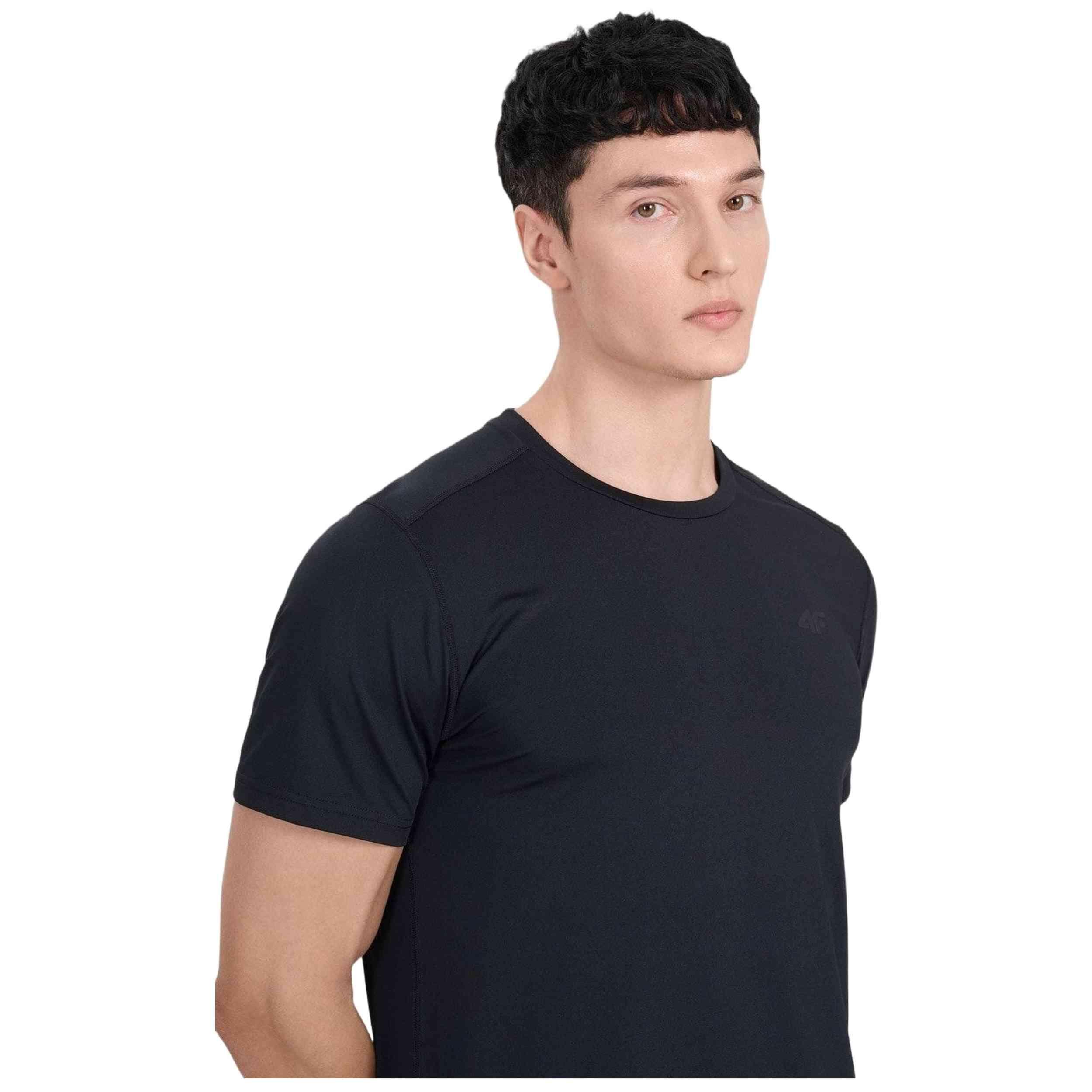 Maglia a maniche corte 4f modello M1830-NEGRO per uomini 3/4
