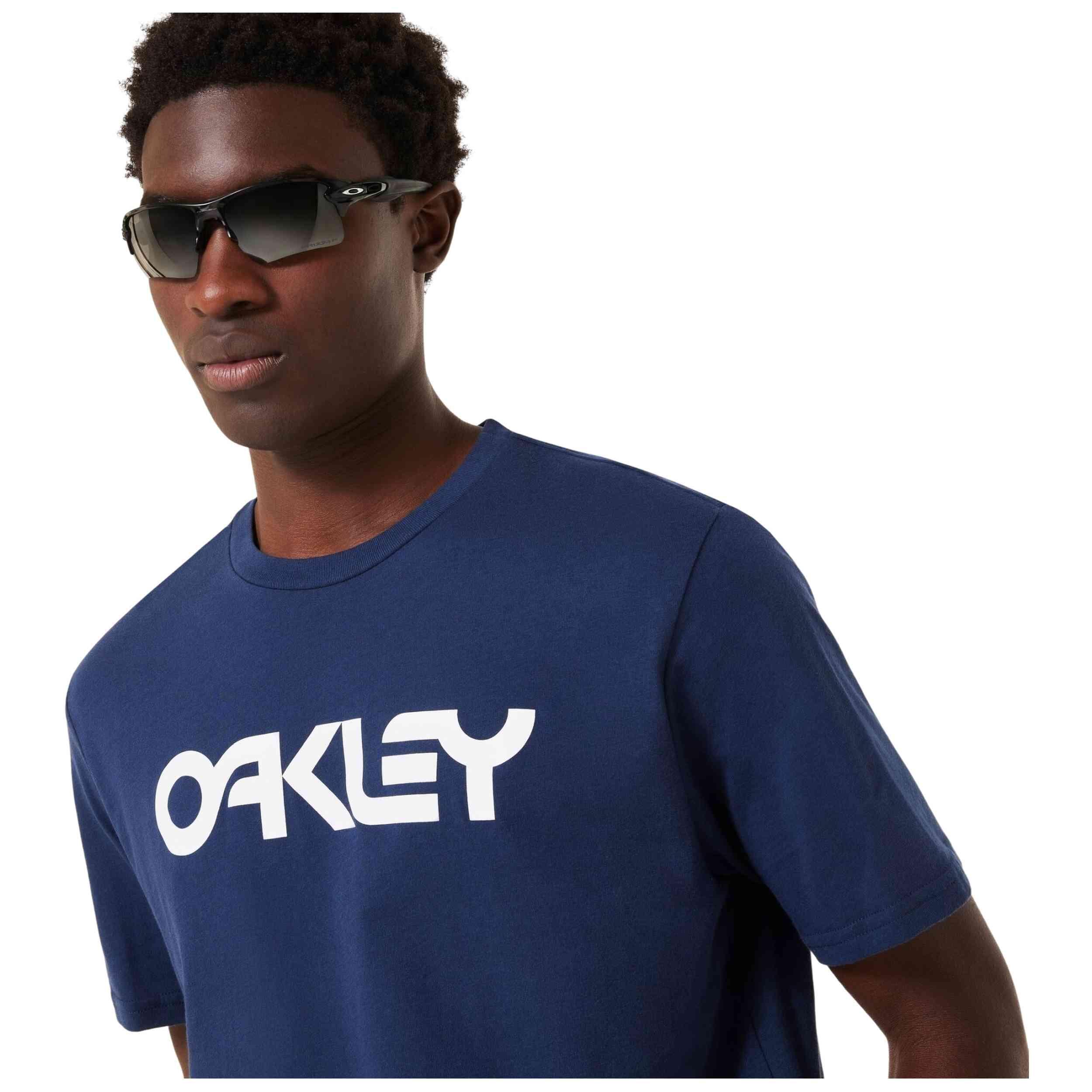Camiseta de manga corta Oakley modelo FOA4040116GA para hombre 3/5