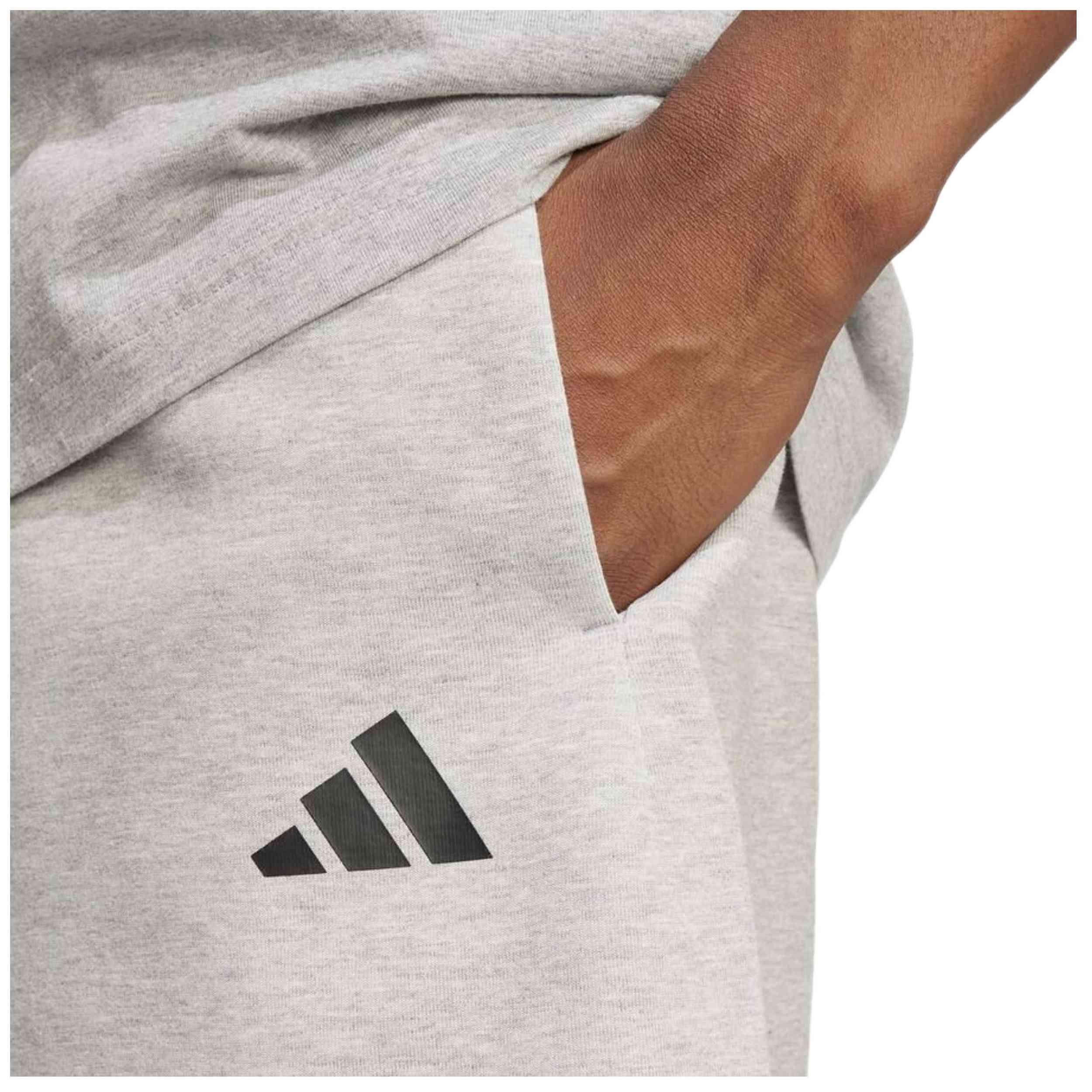 Pantalon corto Adidas modelo JD4955 para hombre 4/5