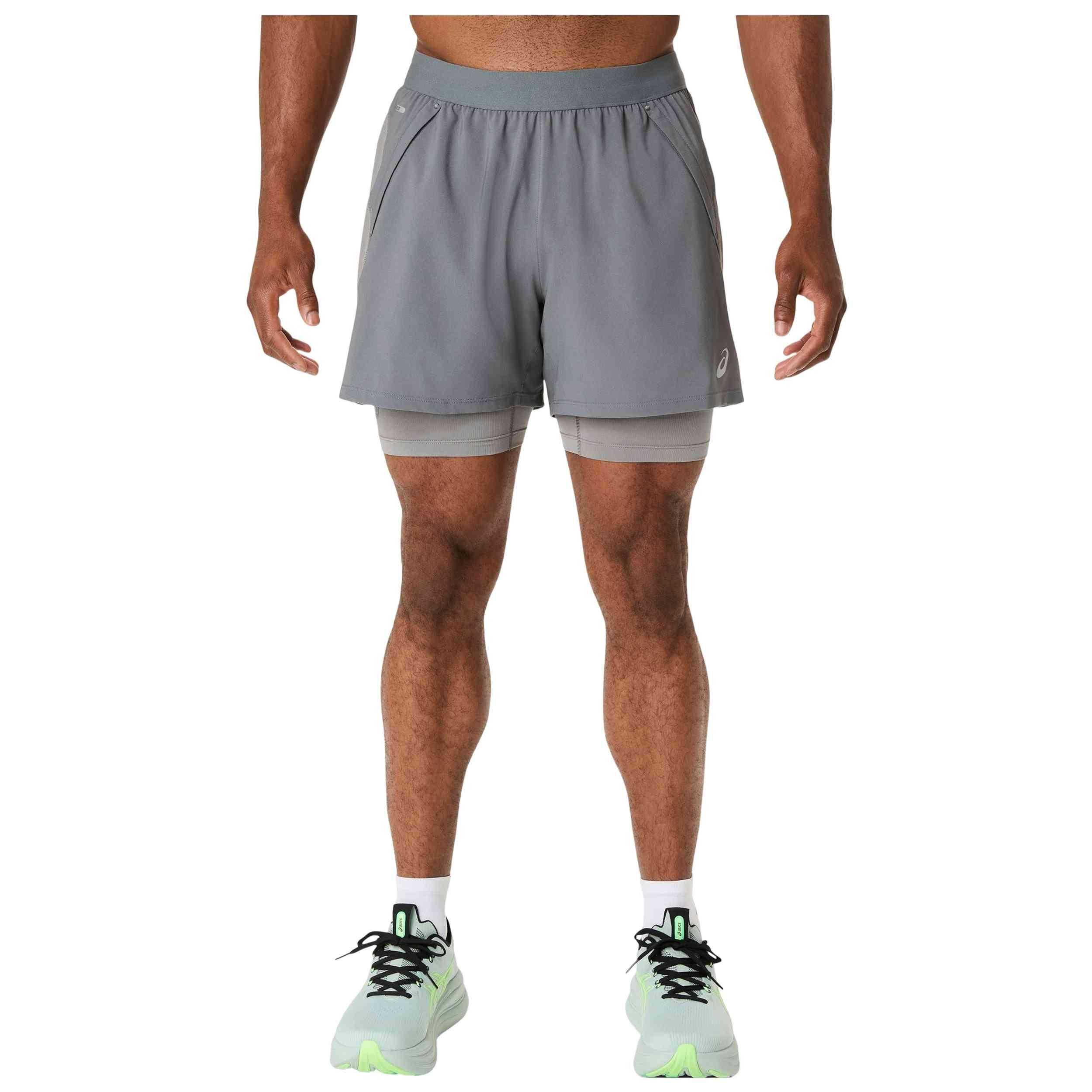 Pantaloncini Asics modello 2011D245-020 per uomini 2/5