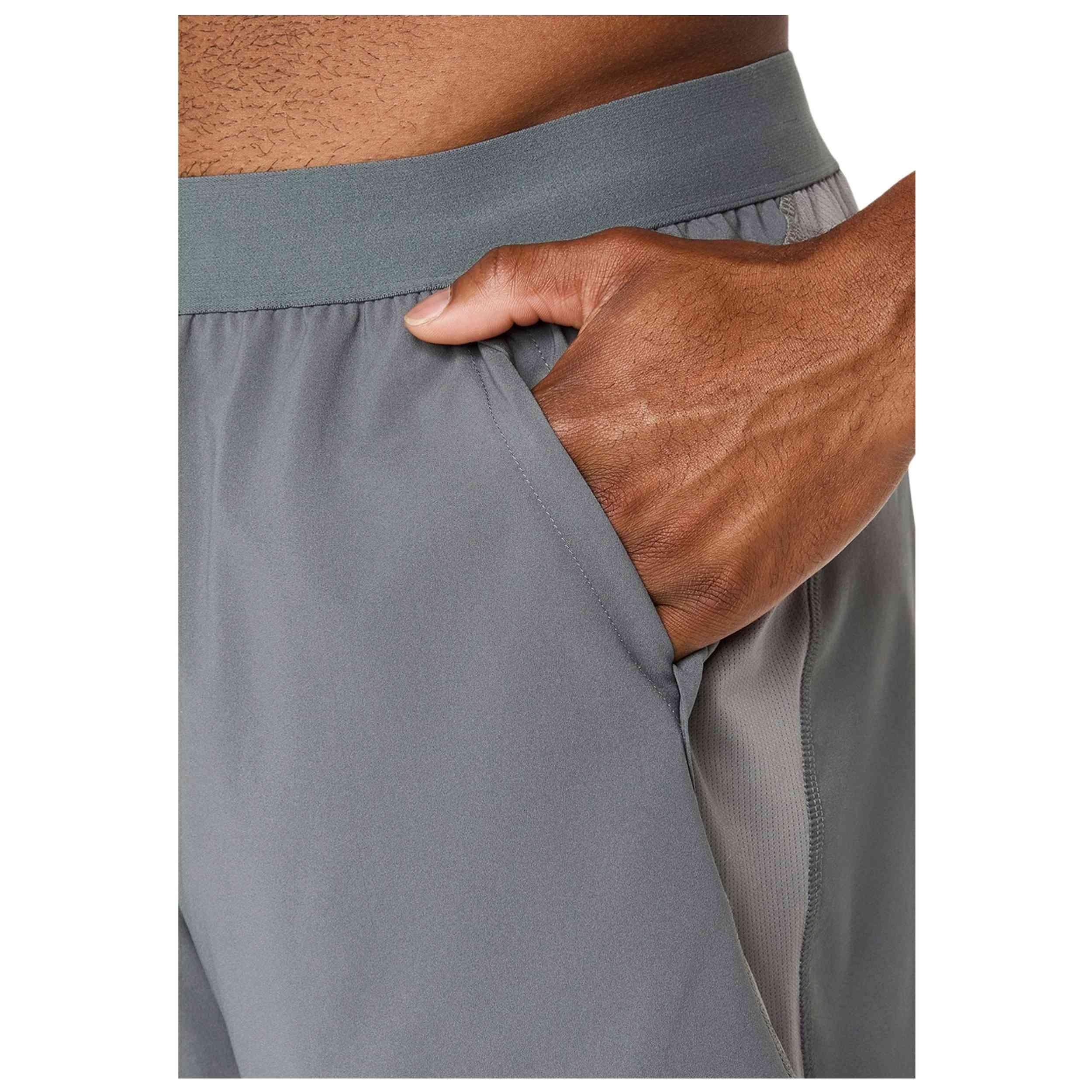 Pantaloncini Asics modello 2011D245-020 per uomini 5/5