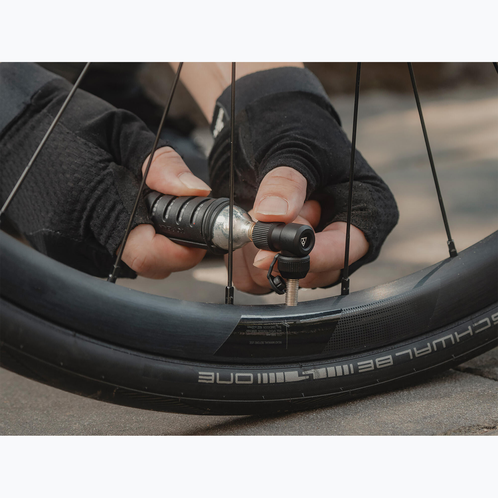 Pompka rowerowa Topeak Nano L AirBooster black 2/3