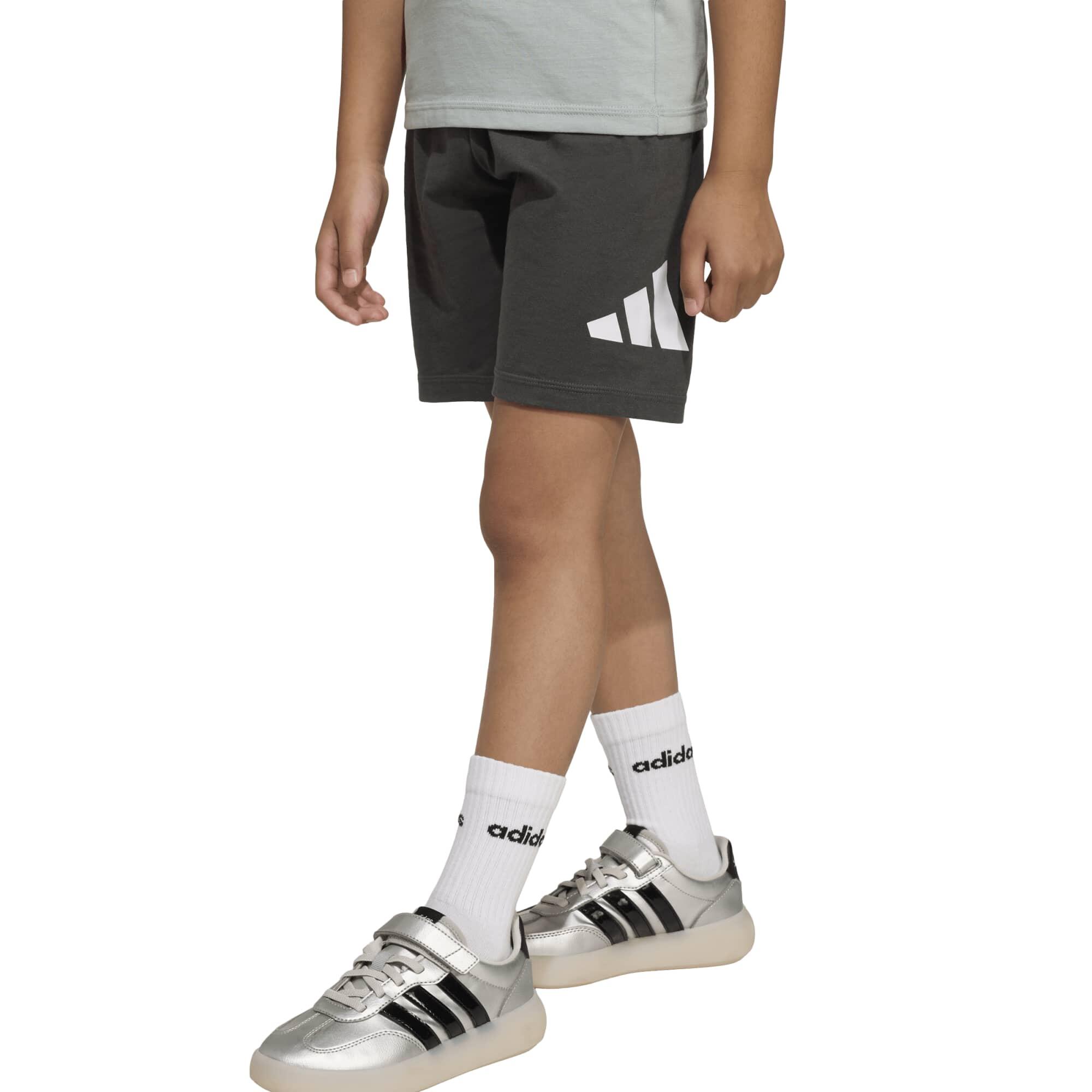 Set per bambino Adidas Essentials Verde. 7/7