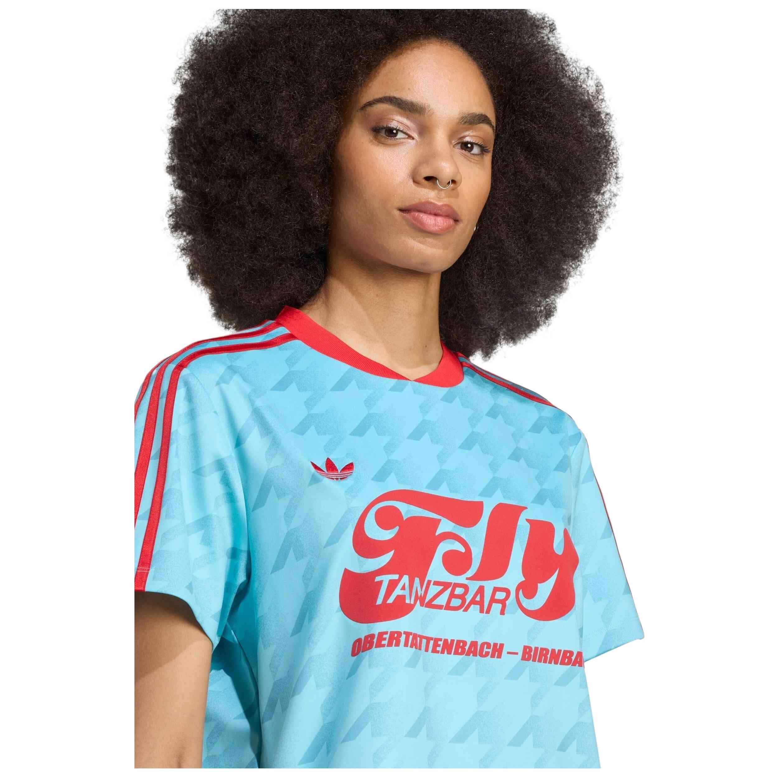 Maglia a maniche corte Adidas modello JW2771 per donne 4/5