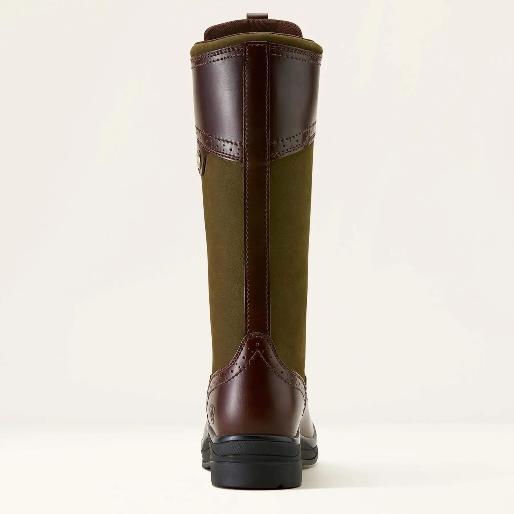 Gucci - Bottes de polo équestres hautes en cuir marron ancien à lacets, état neuf En vente sur