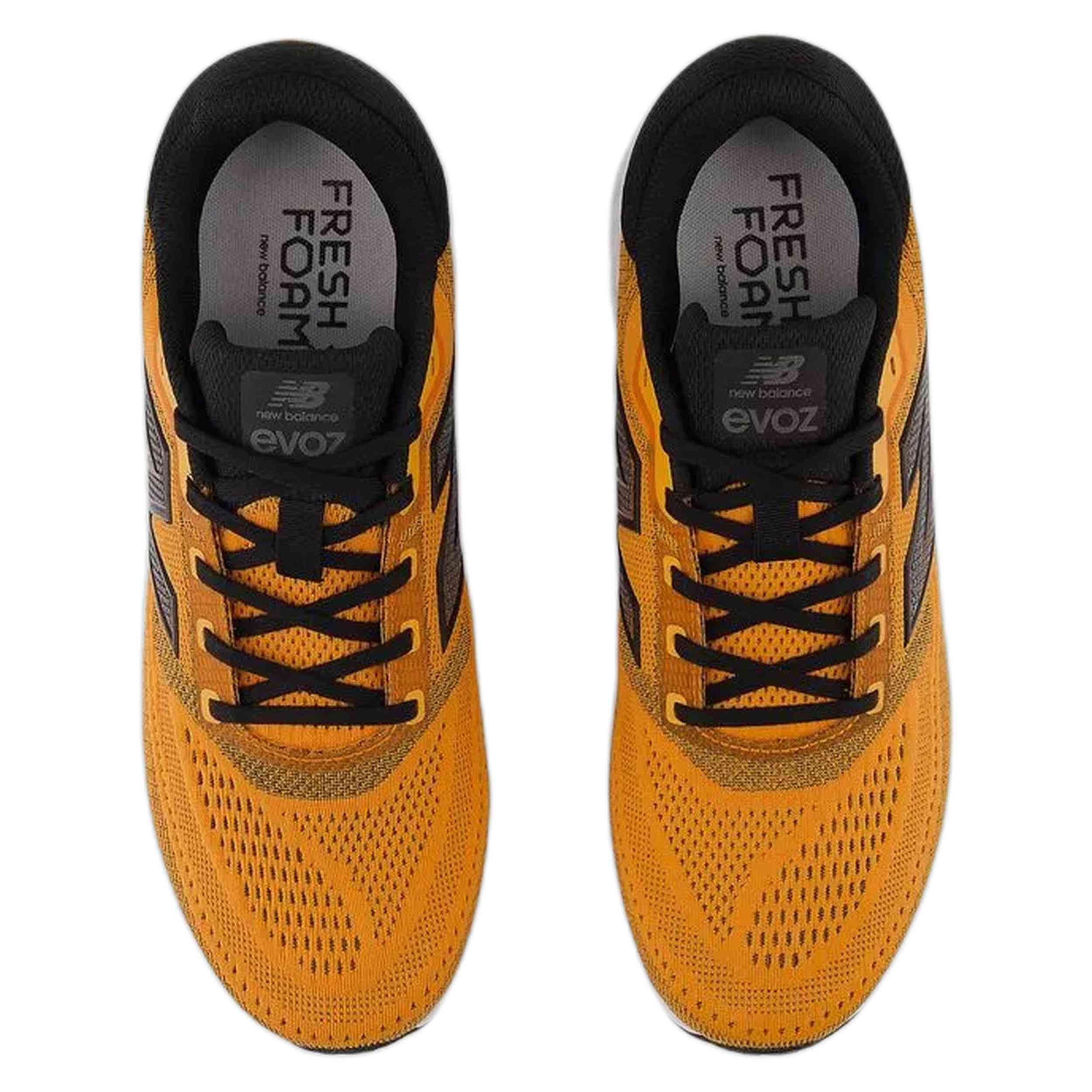 Schoen New balance model MEVOZLO4 voor mannen 4/5