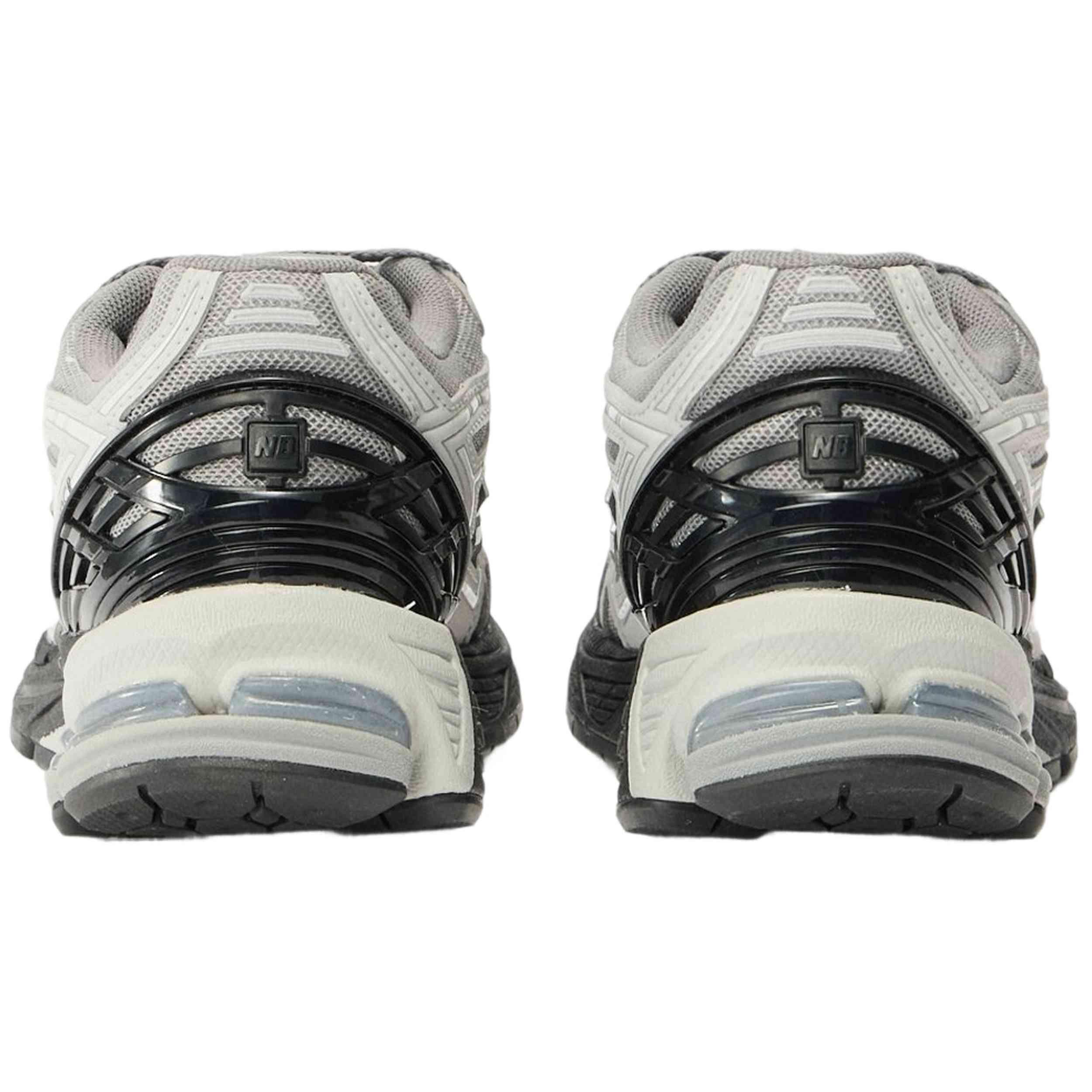 Sapatilhas New balance modelo M1906RLG para homem 3/5
