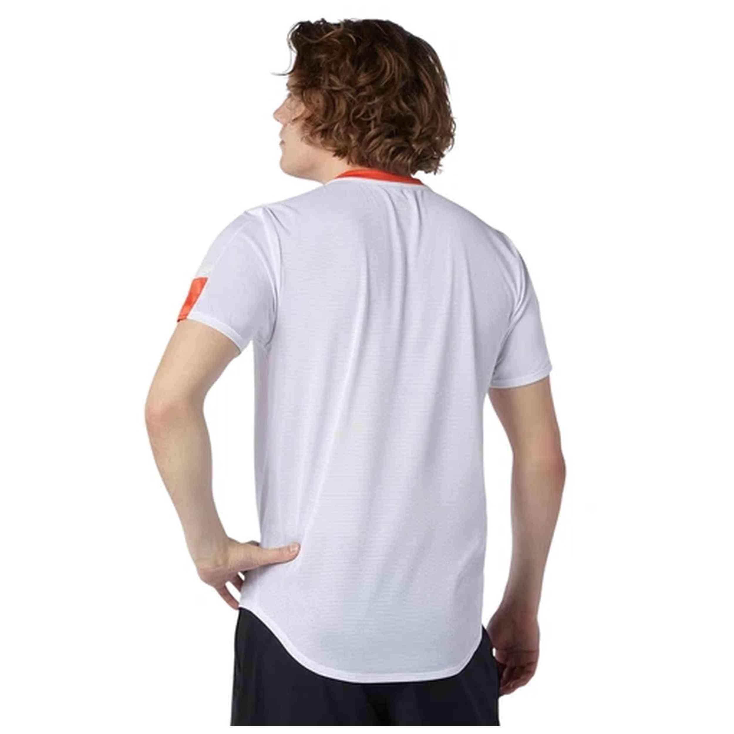T-shirt New balance modelo MT11241-WTH para homem 3/4