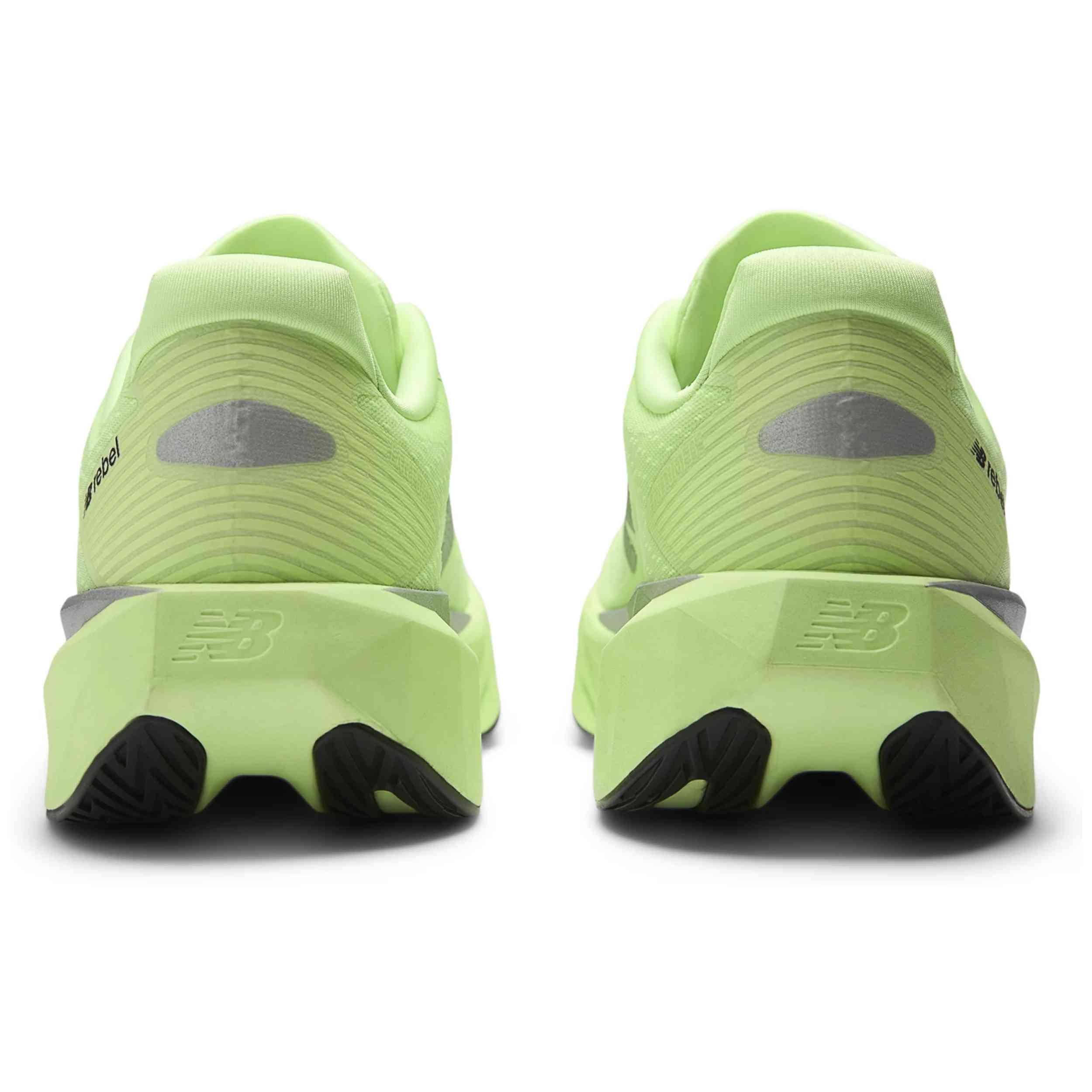 Tênis de corrida New balance modelo MFCXLZ5 para homem 5/5