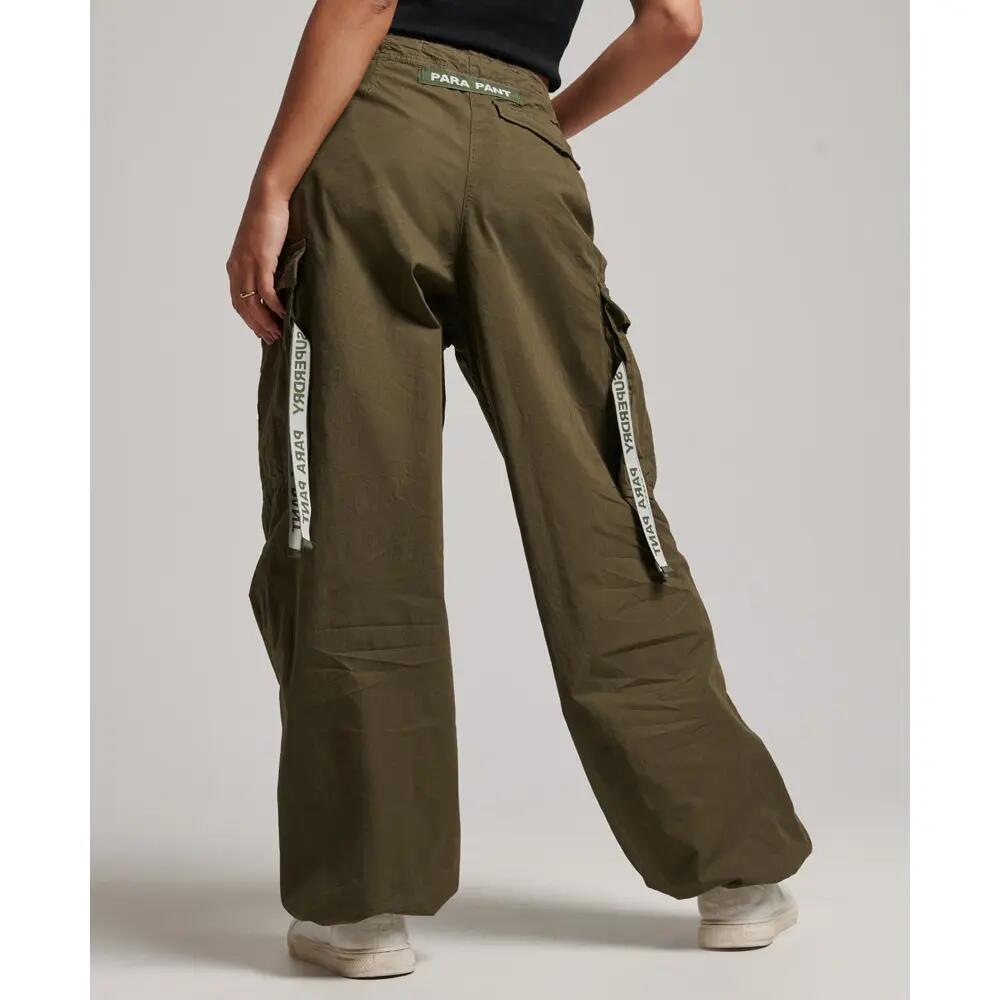 Pantaloni paracadute larghi da donna Superdry 4/7