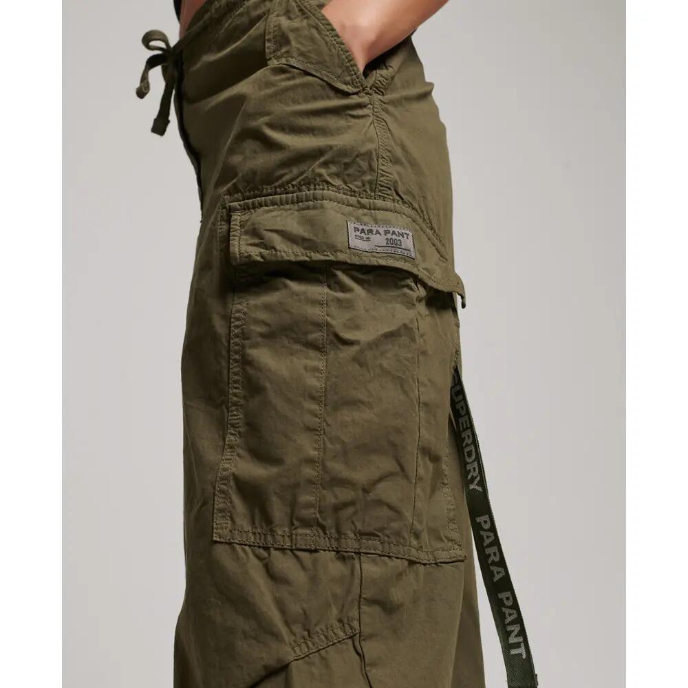 Pantaloni paracadute larghi da donna Superdry 6/7