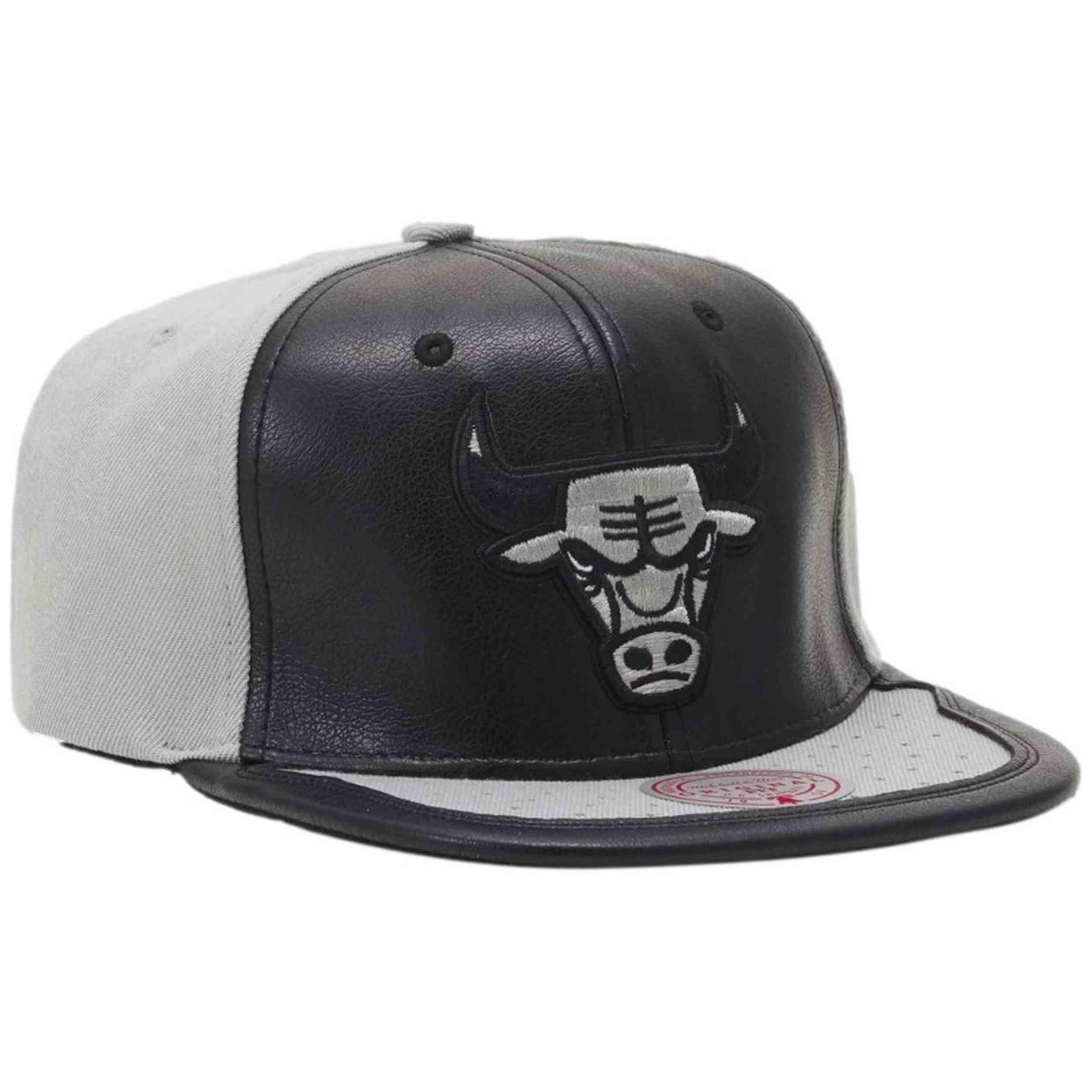 MITCHELL & NESS picture