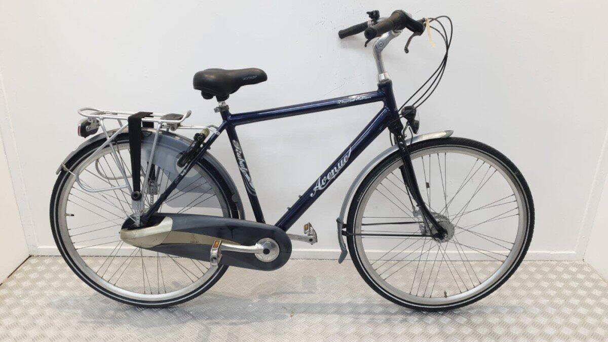 AVENUE BIKES picture
