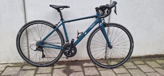 Entre Particuliers - Velo Triban - size XS - Shimano SORA