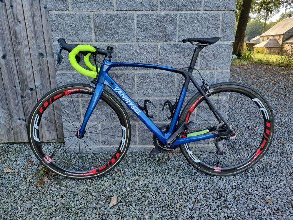 Entre Particuliers - Vélo Van Rysel RCR Road CF 2/7