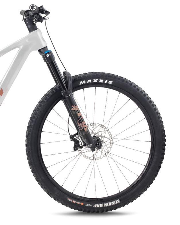 Bicicleta eléctrica Mtb Bh Ilynx+ Sl Enduro Carbon 9.6 blanco-naranja 2/3
