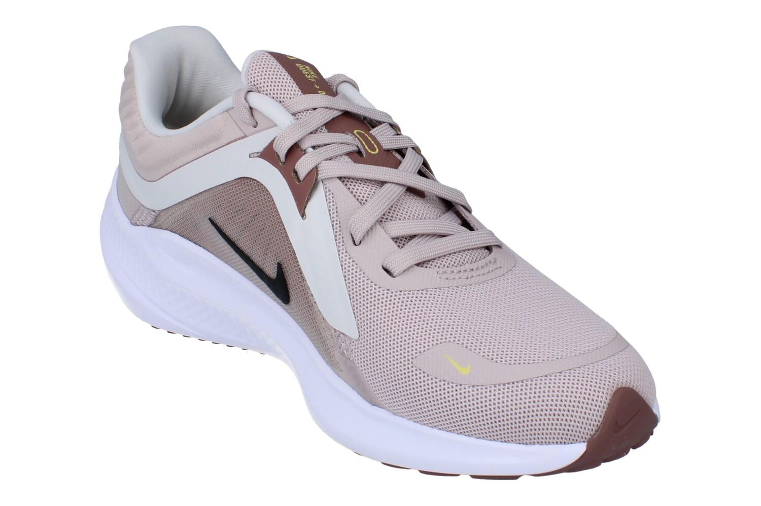 Chaussures de course Femmes Nike Quest 5 rose 4/4