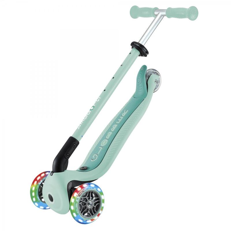 Globber Go up Active Lights in munt