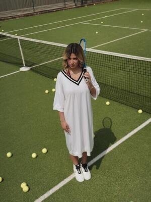 Zwart-wit relaxte damesjurk