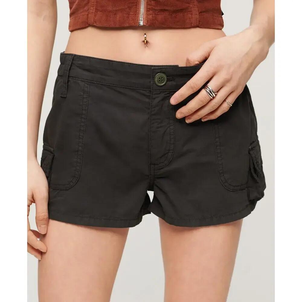 SUPERDRY picture