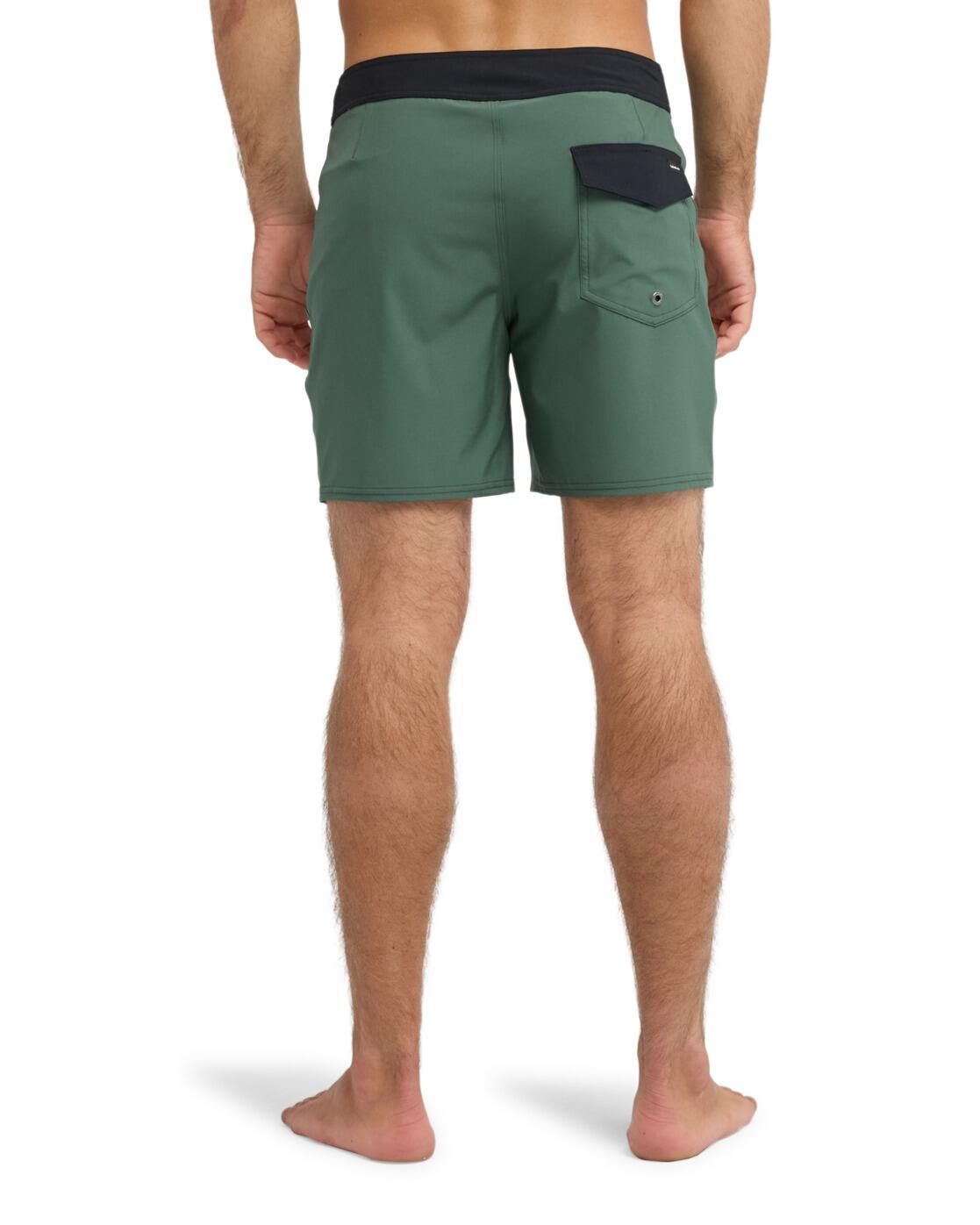 Boardshorts SURFSILK KAIMANA 16" Grün Herren 3/4
