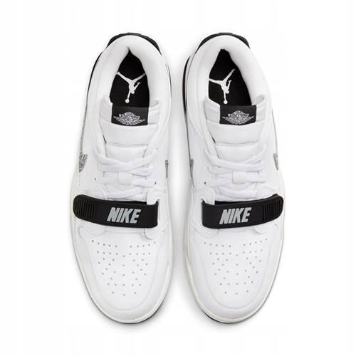 Chaussures basketball hommes Nike Jordan Legacy 312 4/5