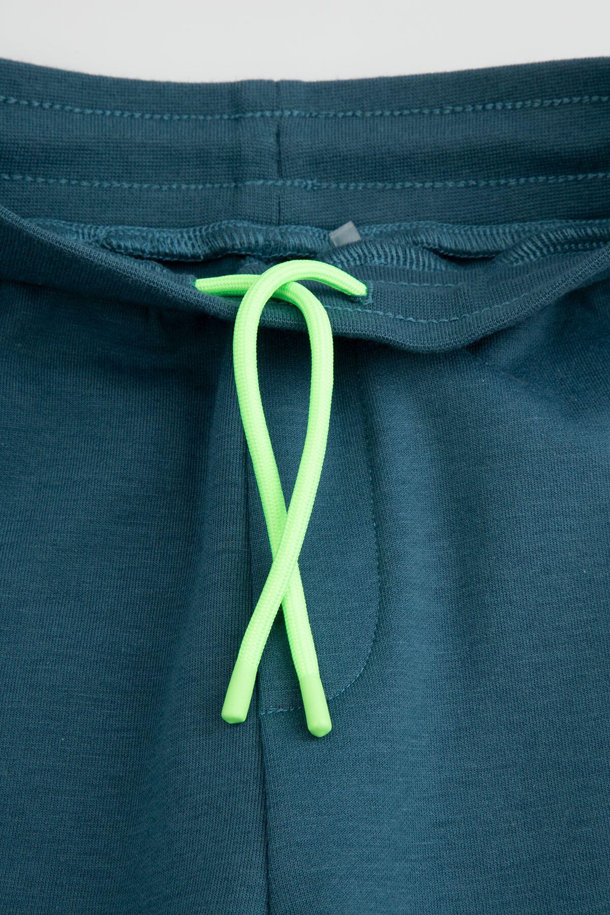 Kinder Jogginghose WL6 grün 3/4