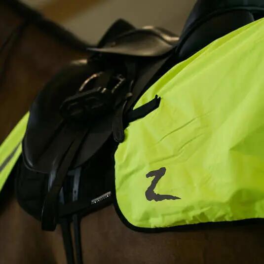 Coprisella con copertura fluorescente per cavalli Horze 4/4