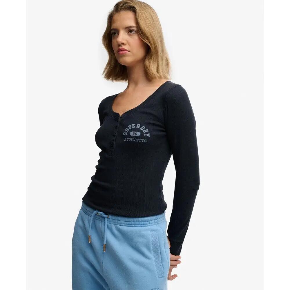 Camiseta de manga larga con botones para mujer Superdry Athletic 3/6
