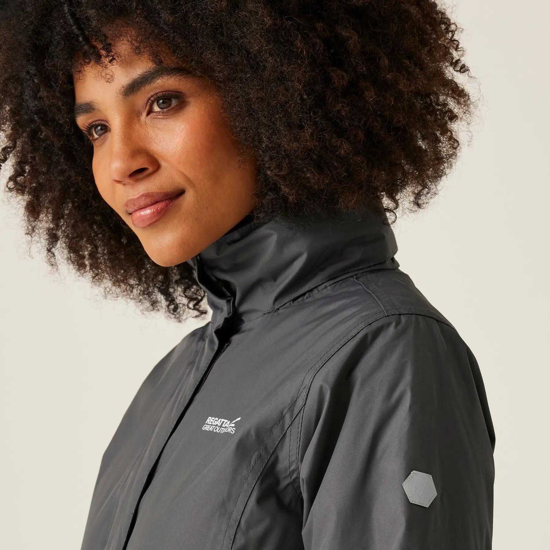 Chubasquero con capucha para mujer Regatta Blanchet II 6/7