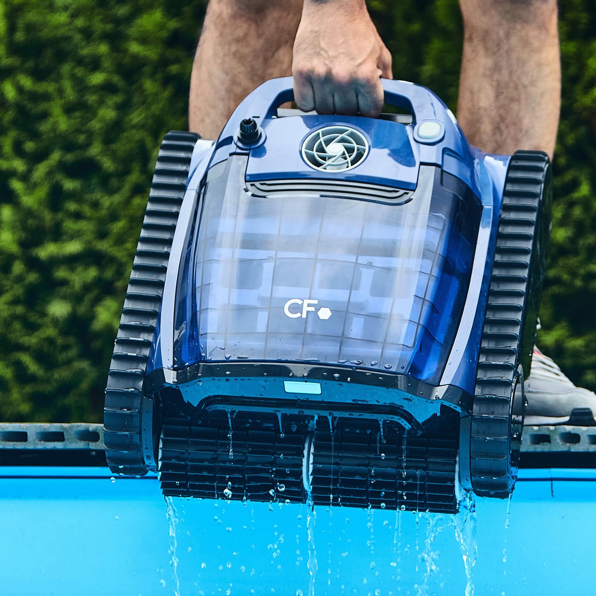 Elektrischer Poolroboter CF 600, vollautomatisch mit Fernsteuerung bis
zu 200m² 7/7