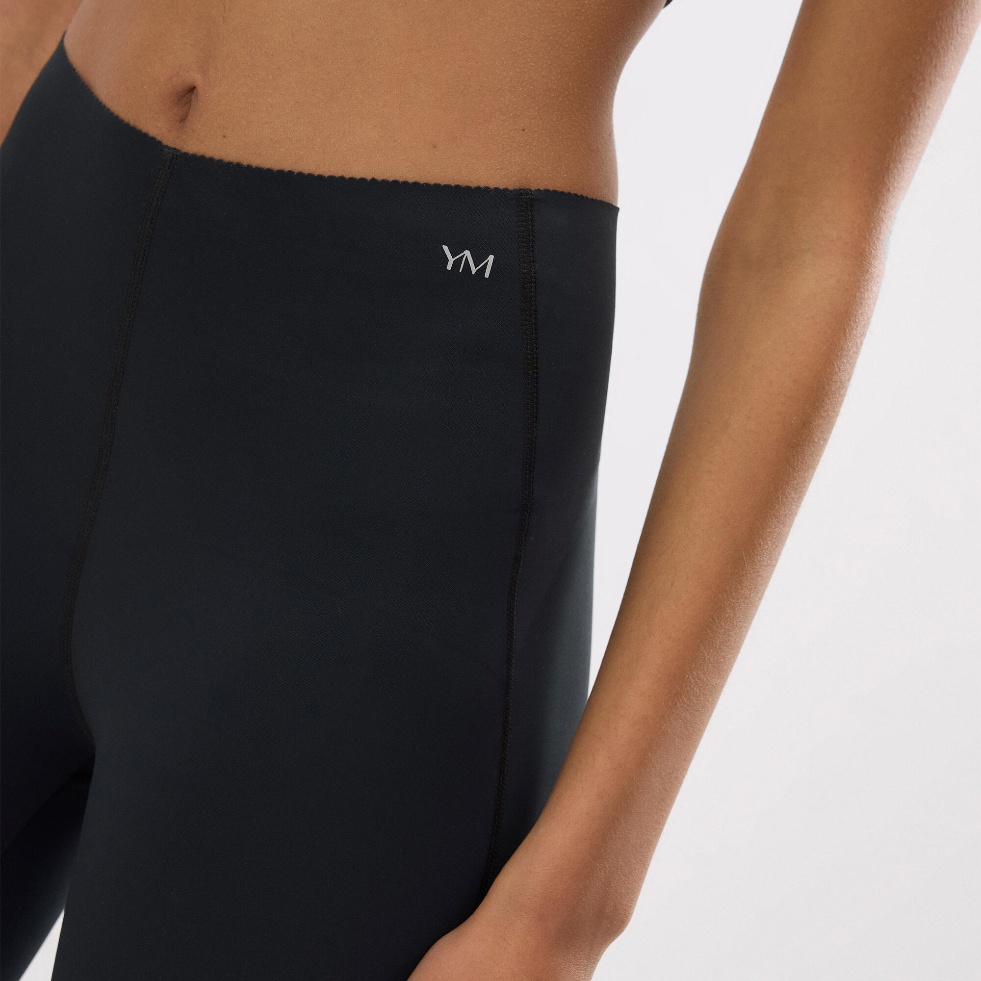Legging de sport long et compressif noir à ventre plat 4/7