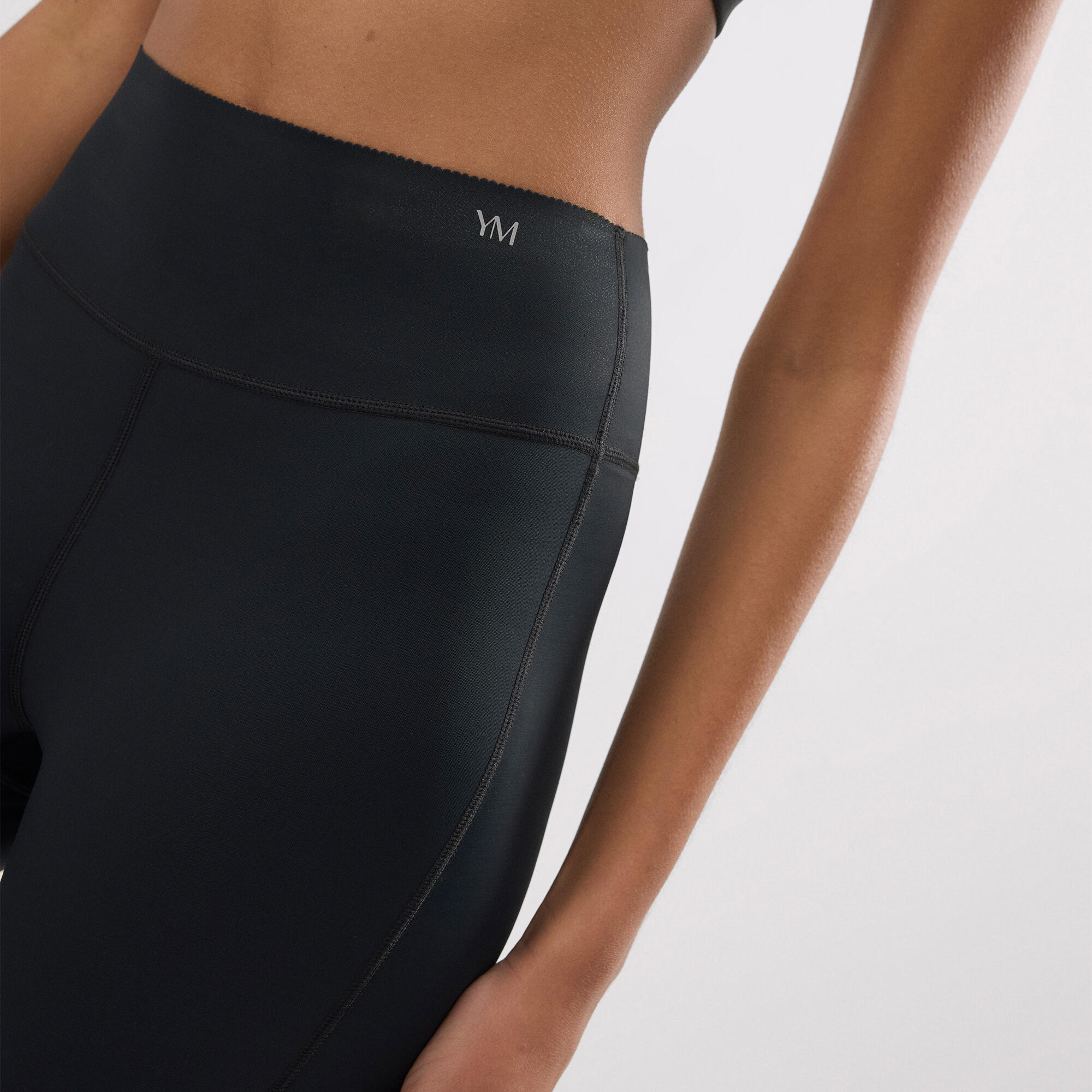 Legging de sport push-up compressif noir 4/7