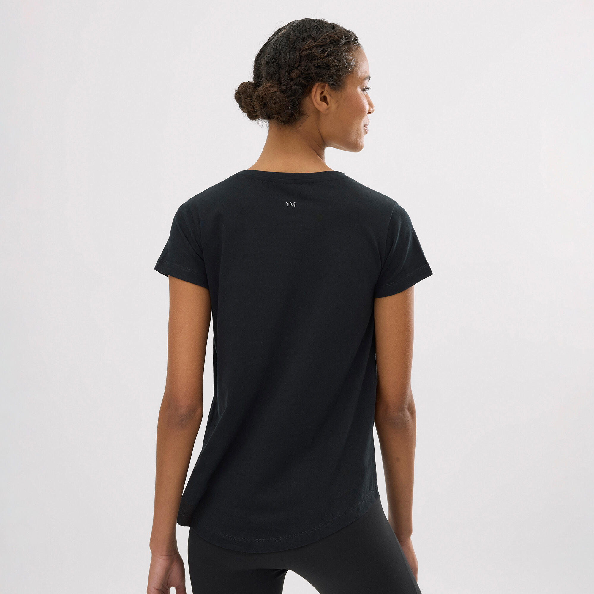 T-shirt basique en coton noir style sport 2/7